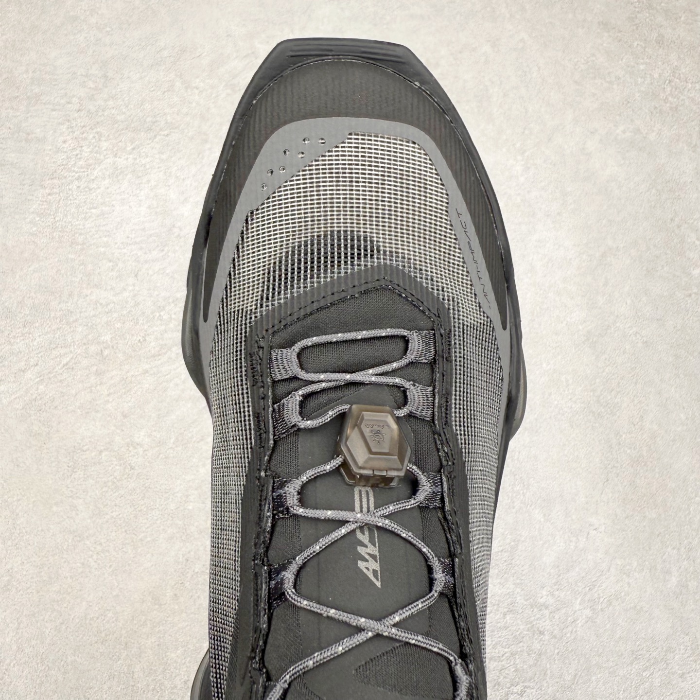 图片[4]-凯乐石 KAILAS FUGA DU 2 时尚百搭网布橡胶TPU减震防滑耐磨透气低帮越野跑步鞋 KAILAS凯乐石品牌是全球三大全系攀登品牌之一，于2003年创立于中国广州，致力于为有攀登梦想的户外运动员及爱好者，研发制造功能性专业装备，满足他们在极限环境下安全舒适的需求，凯乐石专注于科技面料的开发及专业功能设计，产品线覆盖登山、攀岩、徒步、越野跑山、露营、旅行等多项户外运动，通过运动员的测试反馈，不断进化迭代，产品荣获国内外大奖71座，发明专利21个，更突破性的自主研发攀登器械，打造出中国的攀登硬实力。实拍调校N版已经零色差零失真 百分百还原实物色彩所见即所得 不存在货不对板色差等低级问题 选购参考实物拍摄 不混卖不参货 只用心做好货严格选品 承诺混一赔十 尺码：36 36.5 37.5 38 38.5 39 40 40.5 41 42 42.5 43 44 44.5 45-选品中心