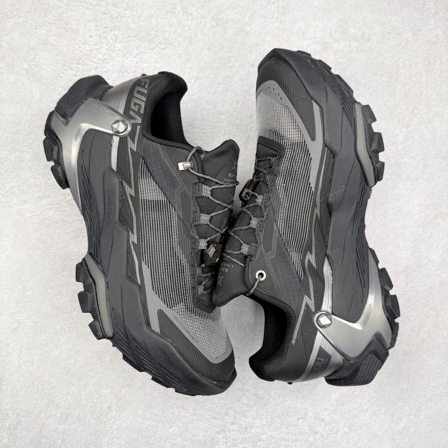 图片[3]-凯乐石 KAILAS FUGA DU 2 时尚百搭网布橡胶TPU减震防滑耐磨透气低帮越野跑步鞋 KAILAS凯乐石品牌是全球三大全系攀登品牌之一，于2003年创立于中国广州，致力于为有攀登梦想的户外运动员及爱好者，研发制造功能性专业装备，满足他们在极限环境下安全舒适的需求，凯乐石专注于科技面料的开发及专业功能设计，产品线覆盖登山、攀岩、徒步、越野跑山、露营、旅行等多项户外运动，通过运动员的测试反馈，不断进化迭代，产品荣获国内外大奖71座，发明专利21个，更突破性的自主研发攀登器械，打造出中国的攀登硬实力。实拍调校N版已经零色差零失真 百分百还原实物色彩所见即所得 不存在货不对板色差等低级问题 选购参考实物拍摄 不混卖不参货 只用心做好货严格选品 承诺混一赔十 尺码：36 36.5 37.5 38 38.5 39 40 40.5 41 42 42.5 43 44 44.5 45-选品中心