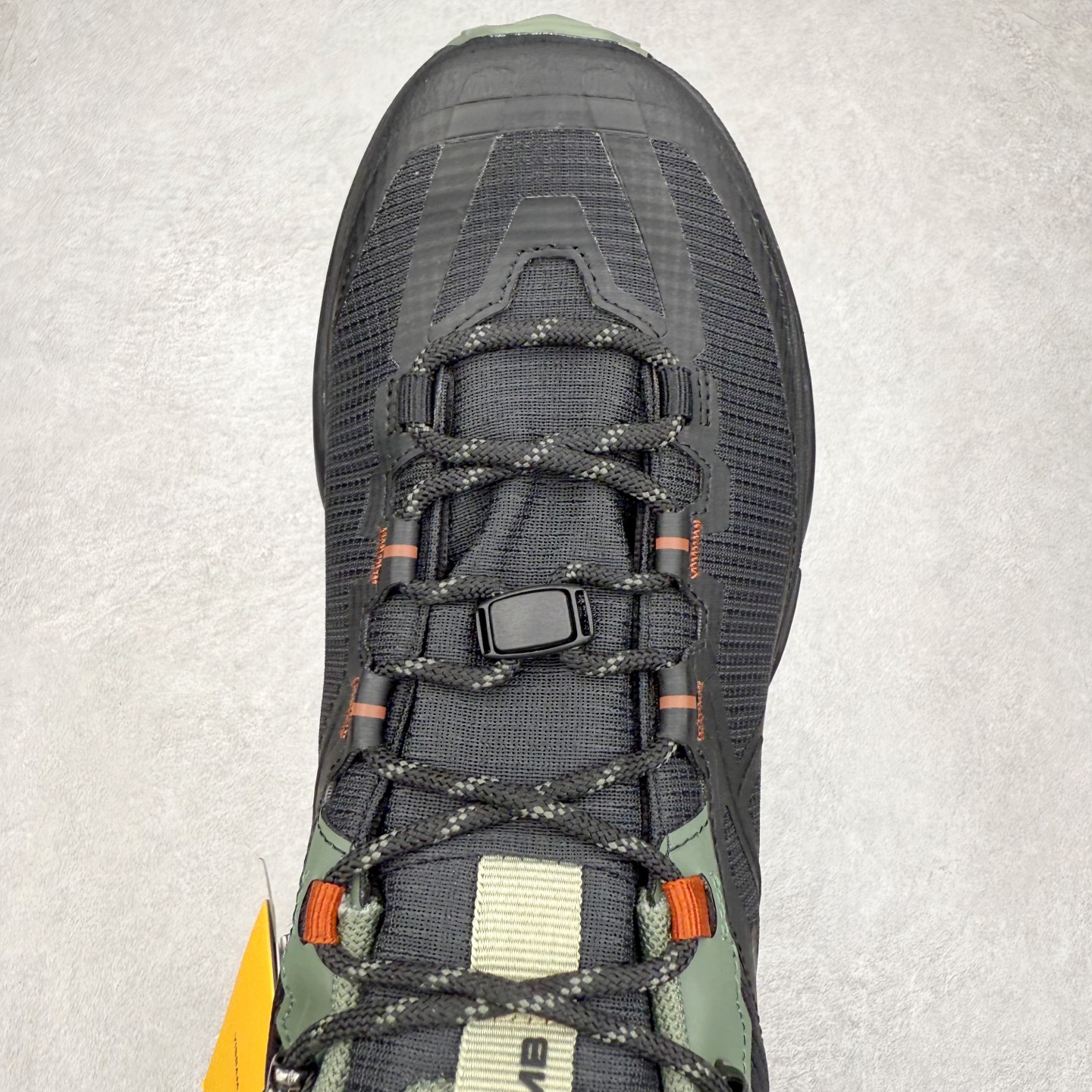 图片[4]-凯乐石 KAILAS 山行2代 GTX 25款舒适缓冲徒步 织物TPU减震防滑透气包裹性轻便低帮超强抓地力越野跑步鞋 KAILAS凯乐石品牌是全球三大全系攀登品牌之一，于2003年创立于中国广州，致力于为有攀登梦想的户外运动员及爱好者，研发制造功能性专业装备，满足他们在极限环境下安全舒适的需求，凯乐石专注于科技面料的开发及专业功能设计，产品线覆盖登山、攀岩、徒步、越野跑山、露营、旅行等多项户外运动，通过运动员的测试反馈，不断进化迭代，产品荣获国内外大奖71座，发明专利21个，更突破性的自主研发攀登器械，打造出中国的攀登硬实力。实拍调校N版已经零色差零失真 百分百还原实物色彩所见即所得 不存在货不对板色差等低级问题 选购参考实物拍摄 不混卖不参货 只用心做好货严格选品 承诺混一赔十 尺码：36 36.5 37.5 38 38.5 39 40 40.5 41 42 42.5 43 44 44.5 45-选品中心