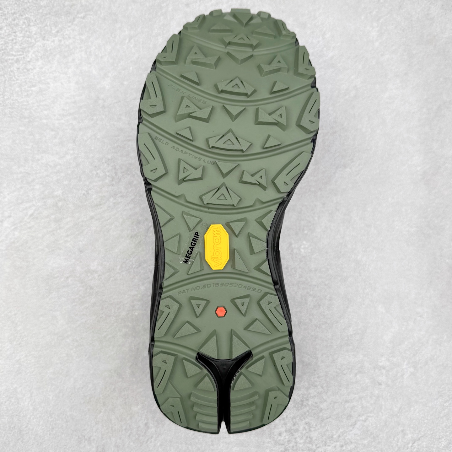 图片[9]-凯乐石 KAILAS 山行2代 GTX 25款舒适缓冲徒步 织物TPU减震防滑透气包裹性轻便低帮超强抓地力越野跑步鞋 KAILAS凯乐石品牌是全球三大全系攀登品牌之一，于2003年创立于中国广州，致力于为有攀登梦想的户外运动员及爱好者，研发制造功能性专业装备，满足他们在极限环境下安全舒适的需求，凯乐石专注于科技面料的开发及专业功能设计，产品线覆盖登山、攀岩、徒步、越野跑山、露营、旅行等多项户外运动，通过运动员的测试反馈，不断进化迭代，产品荣获国内外大奖71座，发明专利21个，更突破性的自主研发攀登器械，打造出中国的攀登硬实力。实拍调校N版已经零色差零失真 百分百还原实物色彩所见即所得 不存在货不对板色差等低级问题 选购参考实物拍摄 不混卖不参货 只用心做好货严格选品 承诺混一赔十 尺码：36 36.5 37.5 38 38.5 39 40 40.5 41 42 42.5 43 44 44.5 45-选品中心