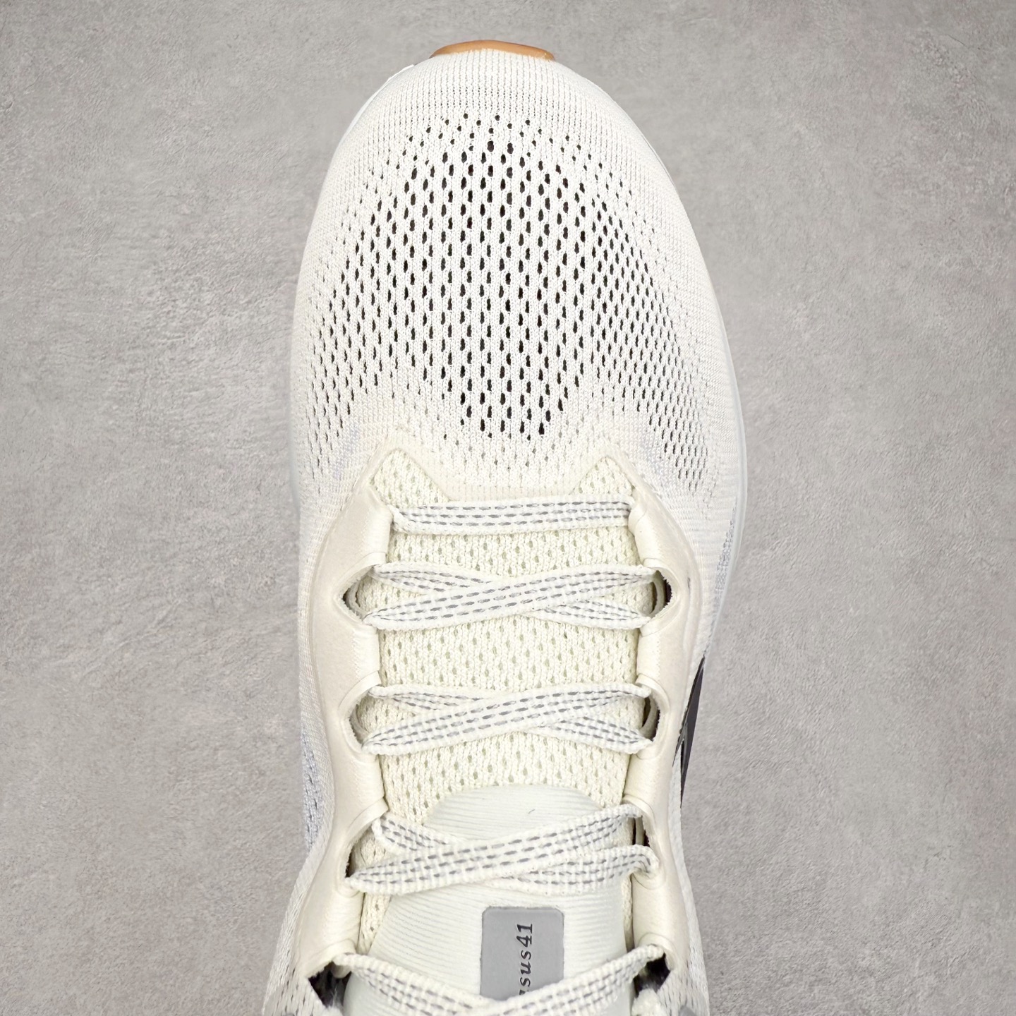 图片[4]-＃TG纯原 NK Zoom Pegasus 飞马41代马拉松系列网面透气缓震疾速跑鞋 独家渠道 市面未流通批次 奥莱直播间499 599一样的东西 碾压市面现存所有版本 公司一样的东西 超值回馈 帮你省钱 拥有 Zoom Air 一如既往的稳定感和流畅感 鞋面采用工程网眼设计 为特定高热区域营造出色透气性 进一步增加鞋面的穿孔数量 让足部能够快速散热 中足搭配 Flywire 飞线 在高速运动时营造舒适稳定的贴合感 内置Zoon气垫加持 动力十足 尺码：36 36.5 37.5 38 38.5 39 40 40.5 41 42 42.5 43 44 44.5 45-选品中心