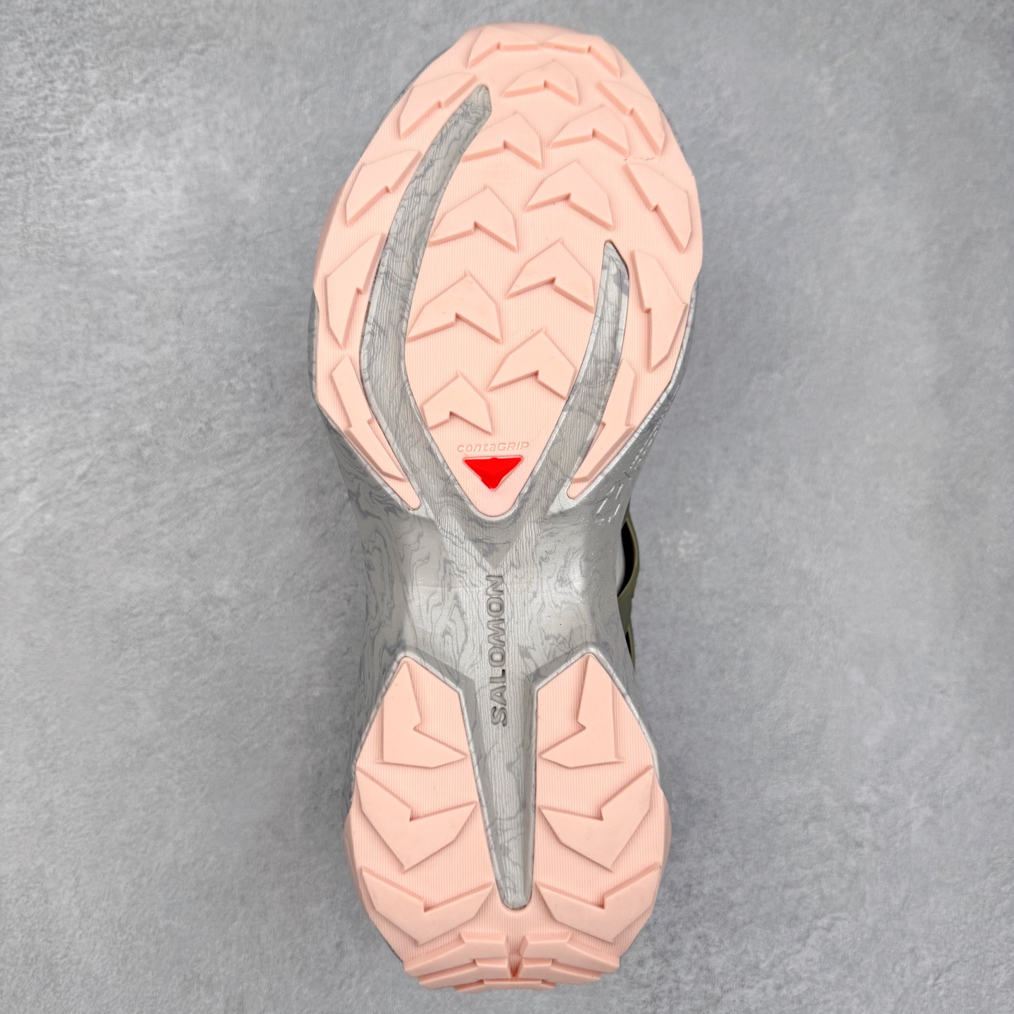 图片[9]-＃C版 SALOMON XT PU.RE ADVANCED 萨洛蒙舒适百搭耐磨透气支撑低帮跑步鞋 男女同款 SALOMON诞生于1947年的法国阿尔卑斯山区，全球知名的户外运动品牌。一直致力于推动滑雪、越野跑等山地运动的发展及产品的进步。其产品设计致力于追求创新和发掘产品的性能极限，帮助喜欢自由的人在山地间不断挑战自我。实拍调校N版已经零色差零失真 百分百还原实物色彩所见即所得 不存在货不对板色差等低级问题 选购参考实物拍摄 不混卖不参货 只用心做好货严格选品 承诺混一赔十 尺码：36 36.5 37.5 38 38.5 39 40 40.5 41 42 42.5 43 44 44.5 45-选品中心