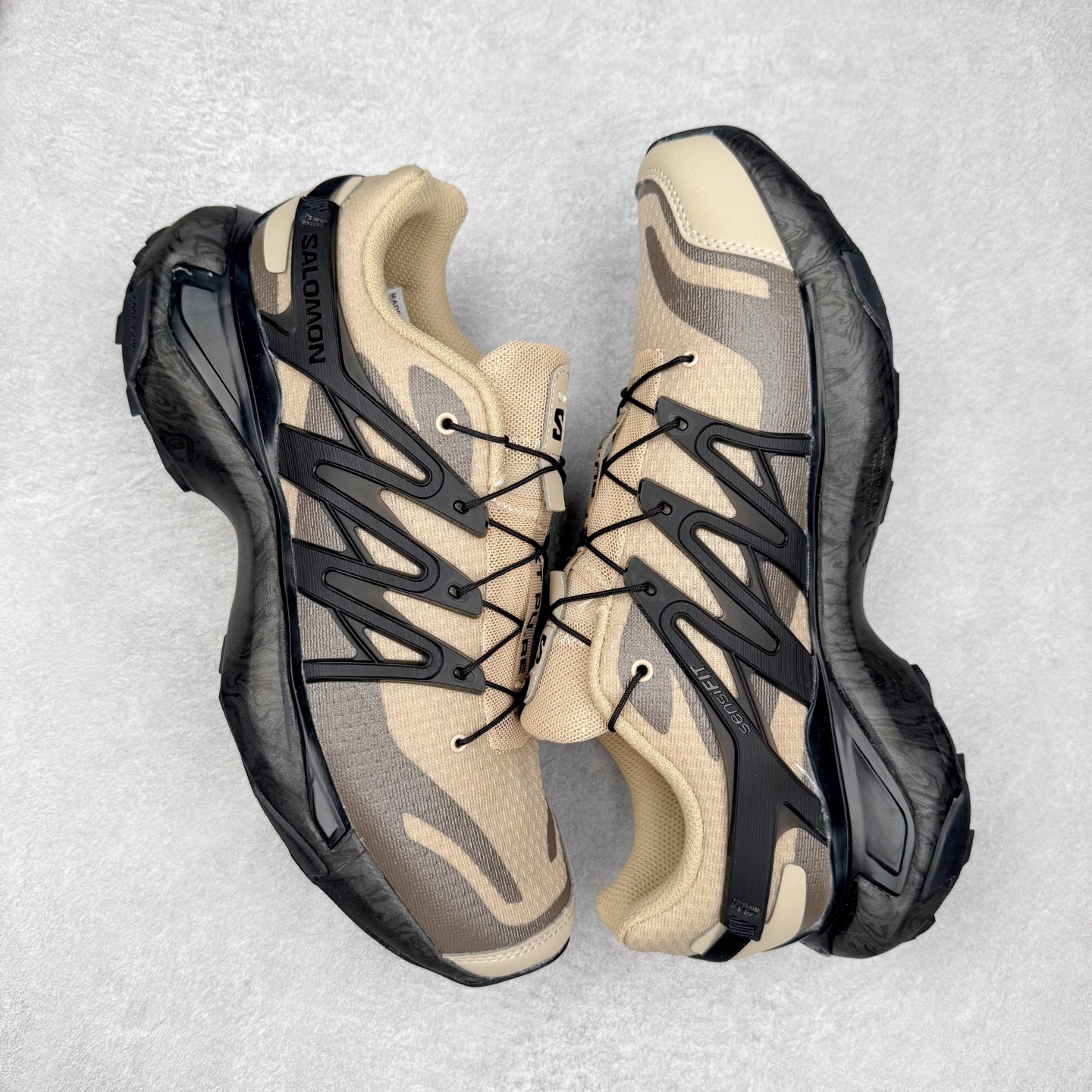 图片[3]-＃C版 SALOMON XT PU.RE ADVANCED 萨洛蒙舒适百搭耐磨透气支撑低帮跑步鞋 男女同款 SALOMON诞生于1947年的法国阿尔卑斯山区，全球知名的户外运动品牌。一直致力于推动滑雪、越野跑等山地运动的发展及产品的进步。其产品设计致力于追求创新和发掘产品的性能极限，帮助喜欢自由的人在山地间不断挑战自我。实拍调校N版已经零色差零失真 百分百还原实物色彩所见即所得 不存在货不对板色差等低级问题 选购参考实物拍摄 不混卖不参货 只用心做好货严格选品 承诺混一赔十 尺码：36 36.5 37.5 38 38.5 39 40 40.5 41 42 42.5 43 44 44.5 45-选品中心