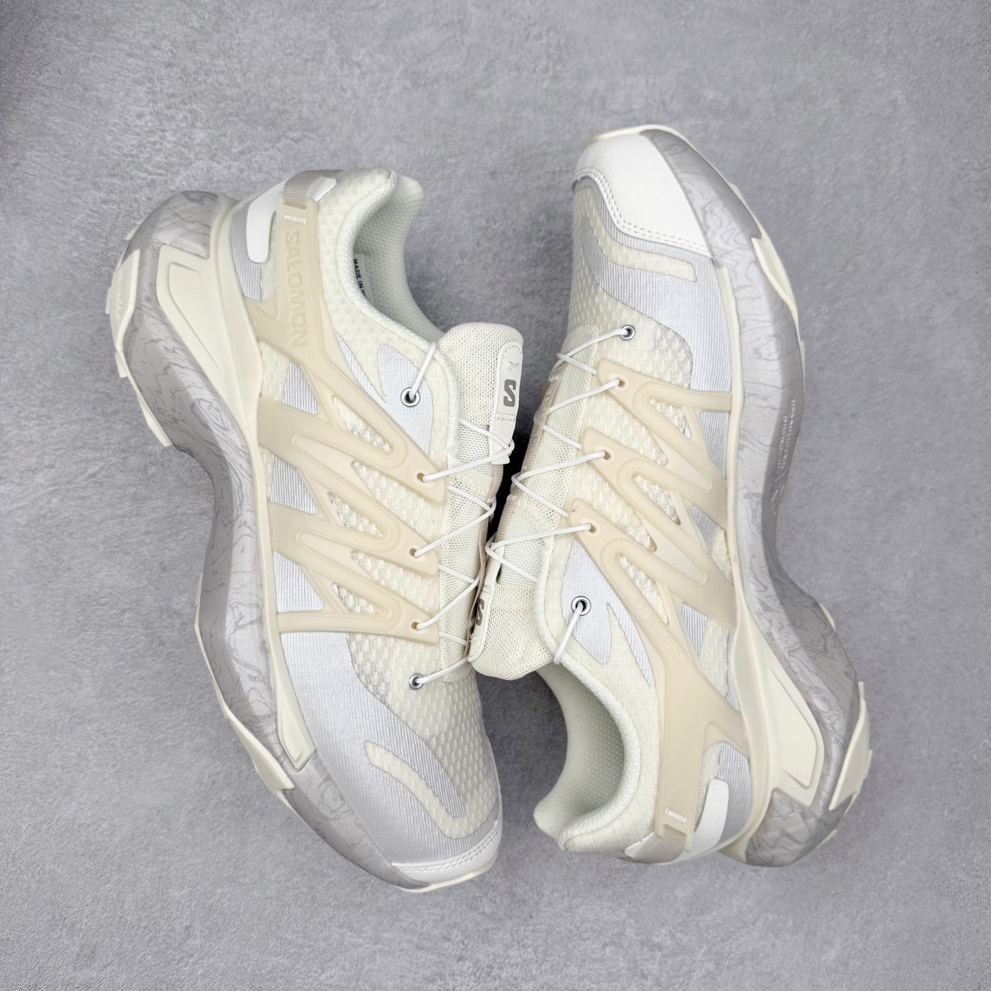 图片[3]-＃C版 SALOMON XT PU.RE ADVANCED 萨洛蒙舒适百搭耐磨透气支撑低帮跑步鞋 男女同款 SALOMON诞生于1947年的法国阿尔卑斯山区，全球知名的户外运动品牌。一直致力于推动滑雪、越野跑等山地运动的发展及产品的进步。其产品设计致力于追求创新和发掘产品的性能极限，帮助喜欢自由的人在山地间不断挑战自我。实拍调校N版已经零色差零失真 百分百还原实物色彩所见即所得 不存在货不对板色差等低级问题 选购参考实物拍摄 不混卖不参货 只用心做好货严格选品 承诺混一赔十 尺码：36 36.5 37.5 38 38.5 39 40 40.5 41 42 42.5 43 44 44.5 45-选品中心