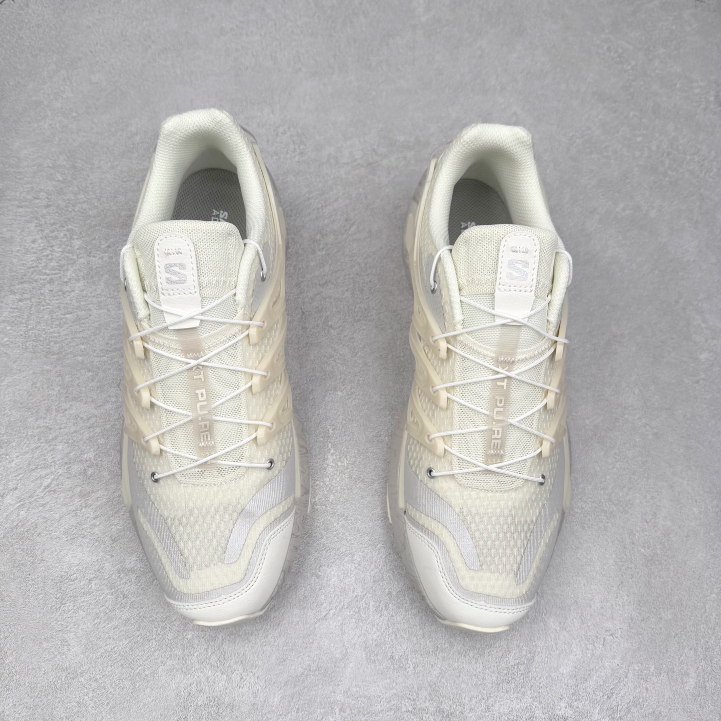 图片[2]-＃C版 SALOMON XT PU.RE ADVANCED 萨洛蒙舒适百搭耐磨透气支撑低帮跑步鞋 男女同款 SALOMON诞生于1947年的法国阿尔卑斯山区，全球知名的户外运动品牌。一直致力于推动滑雪、越野跑等山地运动的发展及产品的进步。其产品设计致力于追求创新和发掘产品的性能极限，帮助喜欢自由的人在山地间不断挑战自我。实拍调校N版已经零色差零失真 百分百还原实物色彩所见即所得 不存在货不对板色差等低级问题 选购参考实物拍摄 不混卖不参货 只用心做好货严格选品 承诺混一赔十 尺码：36 36.5 37.5 38 38.5 39 40 40.5 41 42 42.5 43 44 44.5 45-选品中心