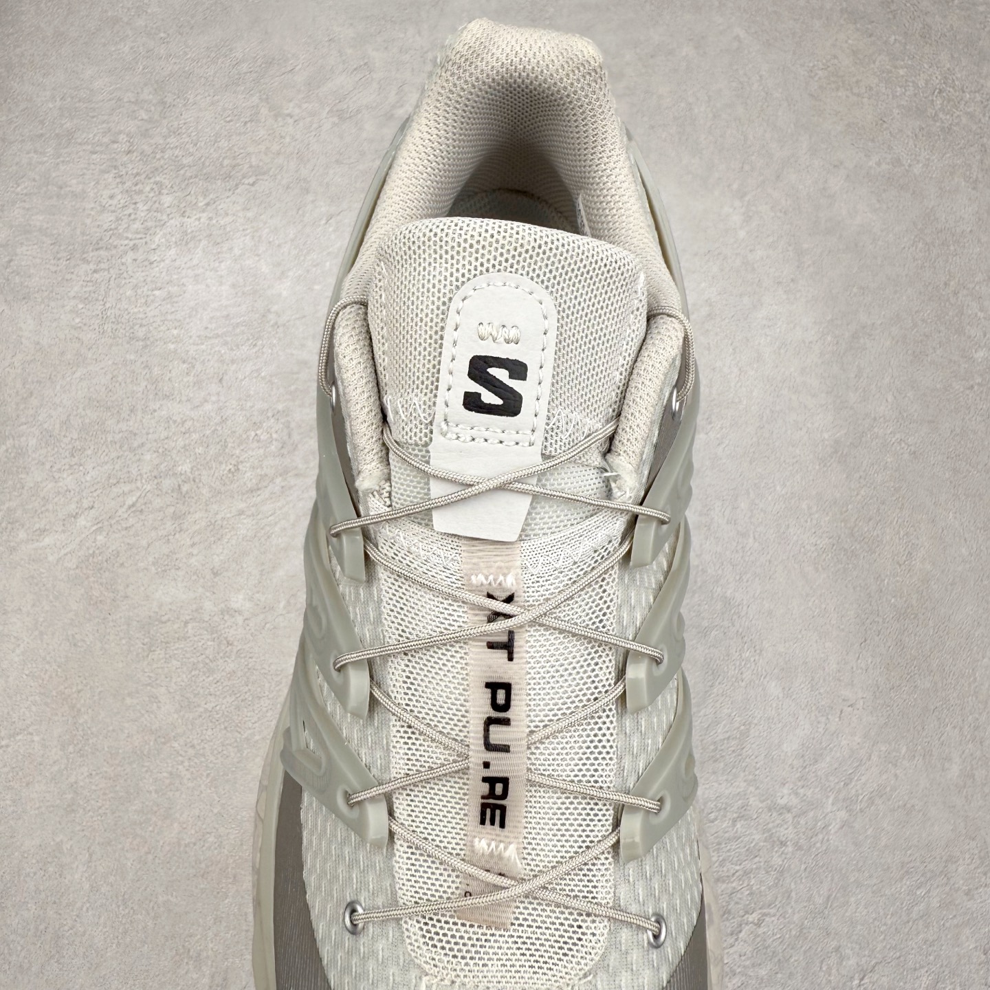 图片[5]-＃C版 SALOMON XT PU.RE ADVANCED 萨洛蒙舒适百搭耐磨透气支撑低帮跑步鞋 男女同款 SALOMON诞生于1947年的法国阿尔卑斯山区，全球知名的户外运动品牌。一直致力于推动滑雪、越野跑等山地运动的发展及产品的进步。其产品设计致力于追求创新和发掘产品的性能极限，帮助喜欢自由的人在山地间不断挑战自我。实拍调校N版已经零色差零失真 百分百还原实物色彩所见即所得 不存在货不对板色差等低级问题 选购参考实物拍摄 不混卖不参货 只用心做好货严格选品 承诺混一赔十 尺码：36 36.5 37.5 38 38.5 39 40 40.5 41 42 42.5 43 44 44.5 45-选品中心