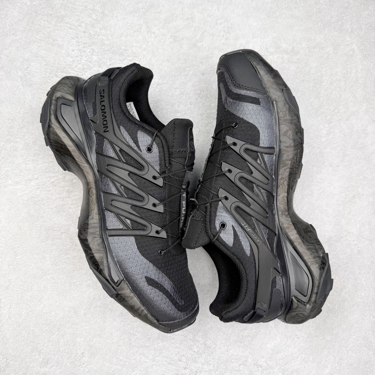 图片[3]-＃C版 SALOMON XT PU.RE ADVANCED 萨洛蒙舒适百搭耐磨透气支撑低帮跑步鞋 男女同款 SALOMON诞生于1947年的法国阿尔卑斯山区，全球知名的户外运动品牌。一直致力于推动滑雪、越野跑等山地运动的发展及产品的进步。其产品设计致力于追求创新和发掘产品的性能极限，帮助喜欢自由的人在山地间不断挑战自我。实拍调校N版已经零色差零失真 百分百还原实物色彩所见即所得 不存在货不对板色差等低级问题 选购参考实物拍摄 不混卖不参货 只用心做好货严格选品 承诺混一赔十 尺码：36 36.5 37.5 38 38.5 39 40 40.5 41 42 42.5 43 44 44.5 45-选品中心