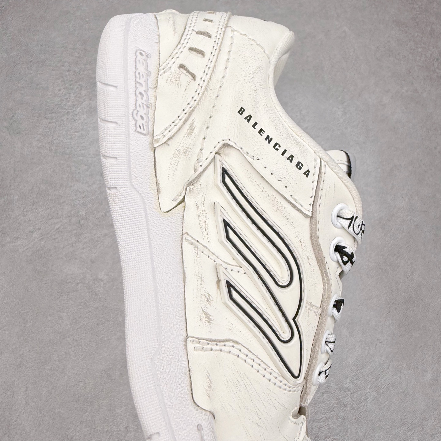 图片[6]-Balenciaga 巴黎世家 Hamptons 手工做旧款 牛皮革 复古圆头系带低帮休闲鞋 官方原配套鞋盒 防尘纸配套齐全 尺码：35 36 37 38 39 40 41 42 43 44 45-选品中心