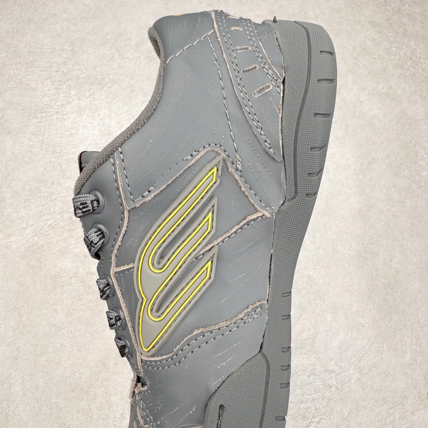 图片[7]-Balenciaga 巴黎世家 Hamptons 手工做旧款 牛皮革 复古圆头系带低帮休闲鞋 官方原配套鞋盒 防尘纸配套齐全 尺码：35 36 37 38 39 40 41 42 43 44 45-选品中心