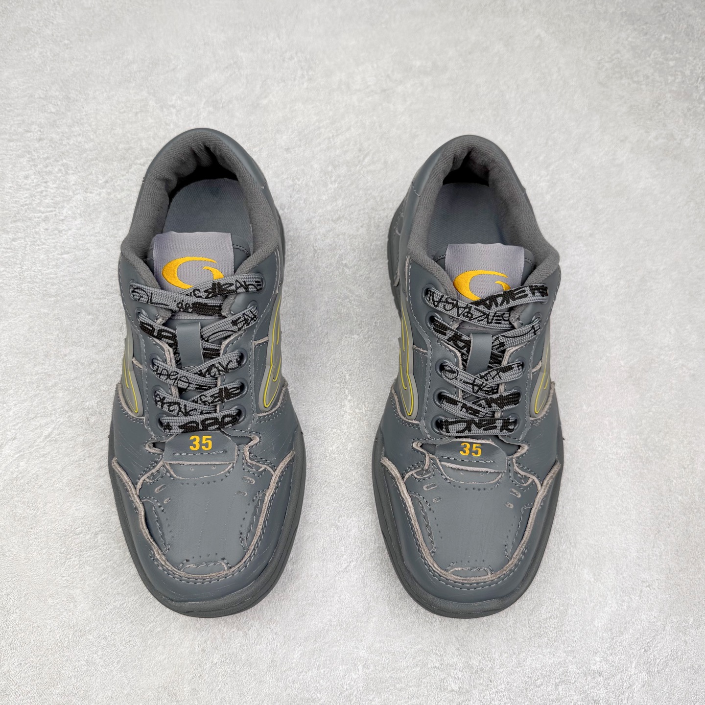 图片[2]-Balenciaga 巴黎世家 Hamptons 手工做旧款 牛皮革 复古圆头系带低帮休闲鞋 官方原配套鞋盒 防尘纸配套齐全 尺码：35 36 37 38 39 40 41 42 43 44 45-选品中心