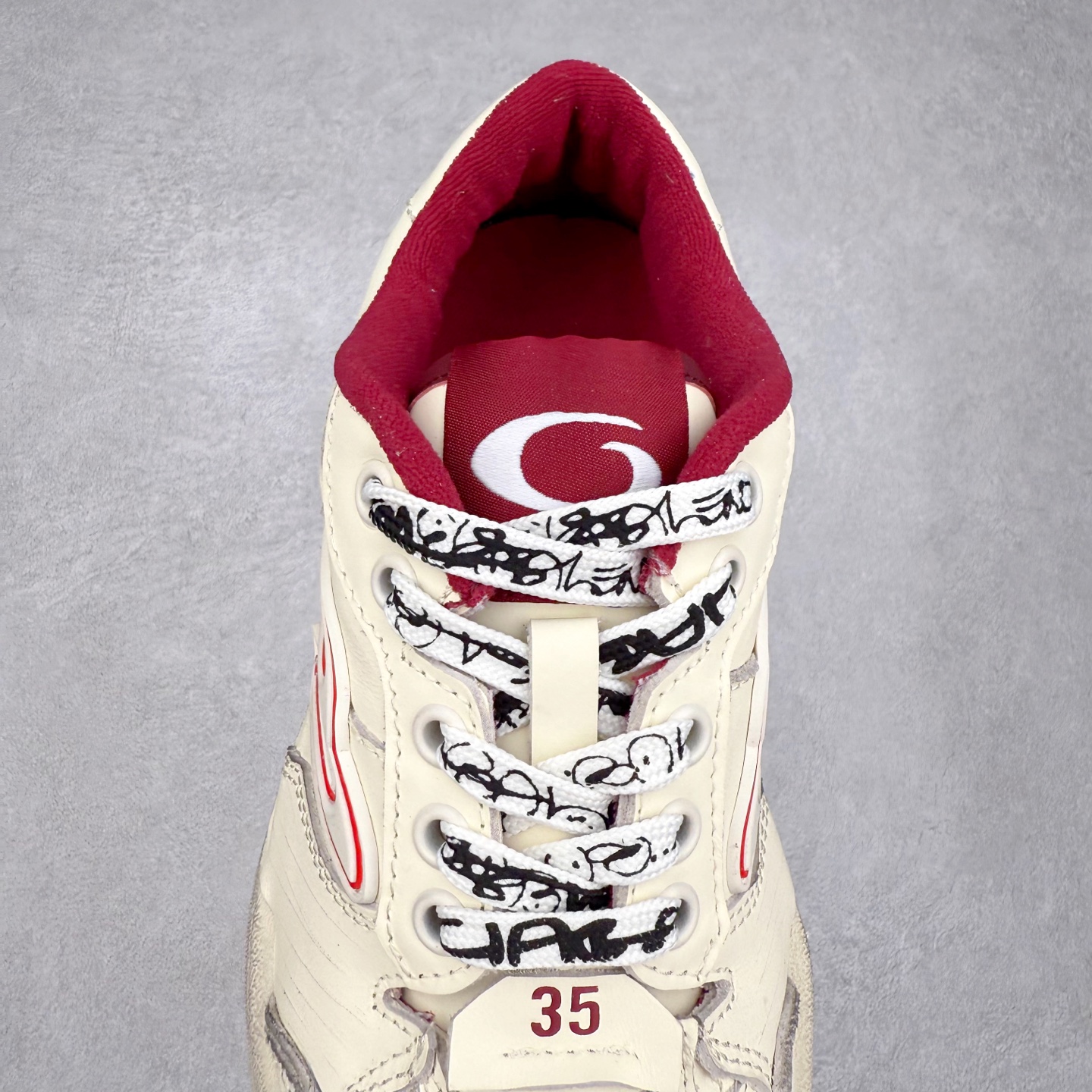 图片[5]-Balenciaga 巴黎世家 Hamptons 手工做旧款 牛皮革 复古圆头系带低帮休闲鞋 官方原配套鞋盒 防尘纸配套齐全 尺码：35 36 37 38 39 40 41 42 43 44 45-选品中心