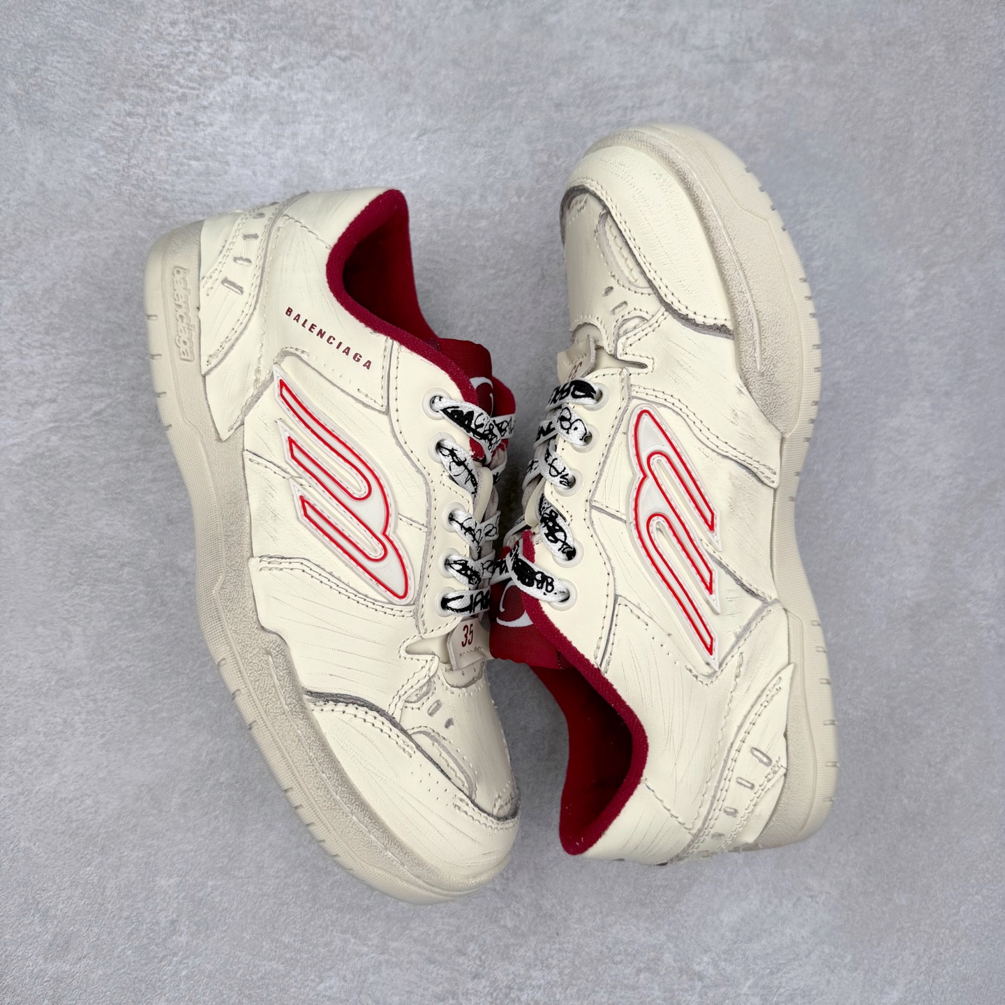 图片[3]-Balenciaga 巴黎世家 Hamptons 手工做旧款 牛皮革 复古圆头系带低帮休闲鞋 官方原配套鞋盒 防尘纸配套齐全 尺码：35 36 37 38 39 40 41 42 43 44 45-选品中心