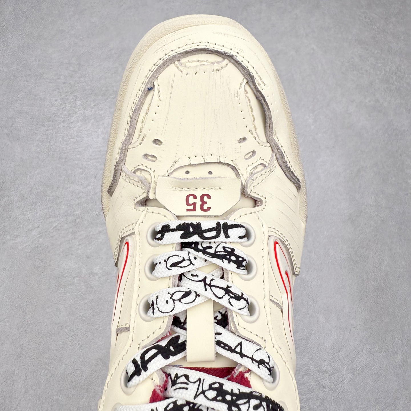 图片[4]-Balenciaga 巴黎世家 Hamptons 手工做旧款 牛皮革 复古圆头系带低帮休闲鞋 官方原配套鞋盒 防尘纸配套齐全 尺码：35 36 37 38 39 40 41 42 43 44 45-选品中心