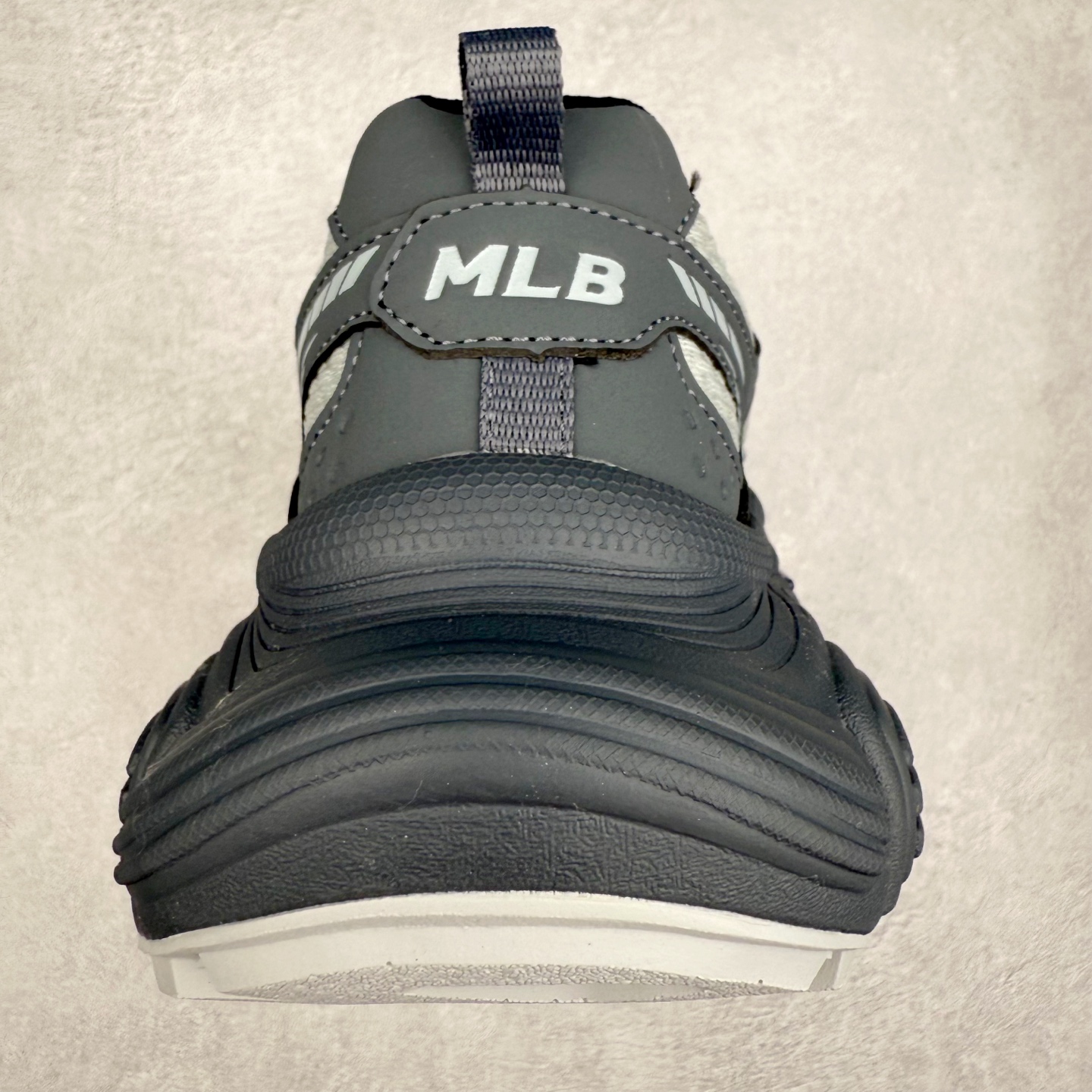 图片[8]-MLB WINNER CHUNKY 纽约洋基队合成革潮流时尚舒适休闲运动风厚底增高 防滑耐磨 低帮 老爹鞋 男女同款 黑色 实拍调校N版已经零色差零失真 百分百还原实物色彩所见即所得 不存在货不对板色差等低级问题 选购参考实物拍摄 不混卖不参货 只用心做好货严格选品 承诺混一赔十 尺码：36 36.5 37.5 38 38.5 39 40 40.5 41 42 42.5 43 44 44.5 45-选品中心