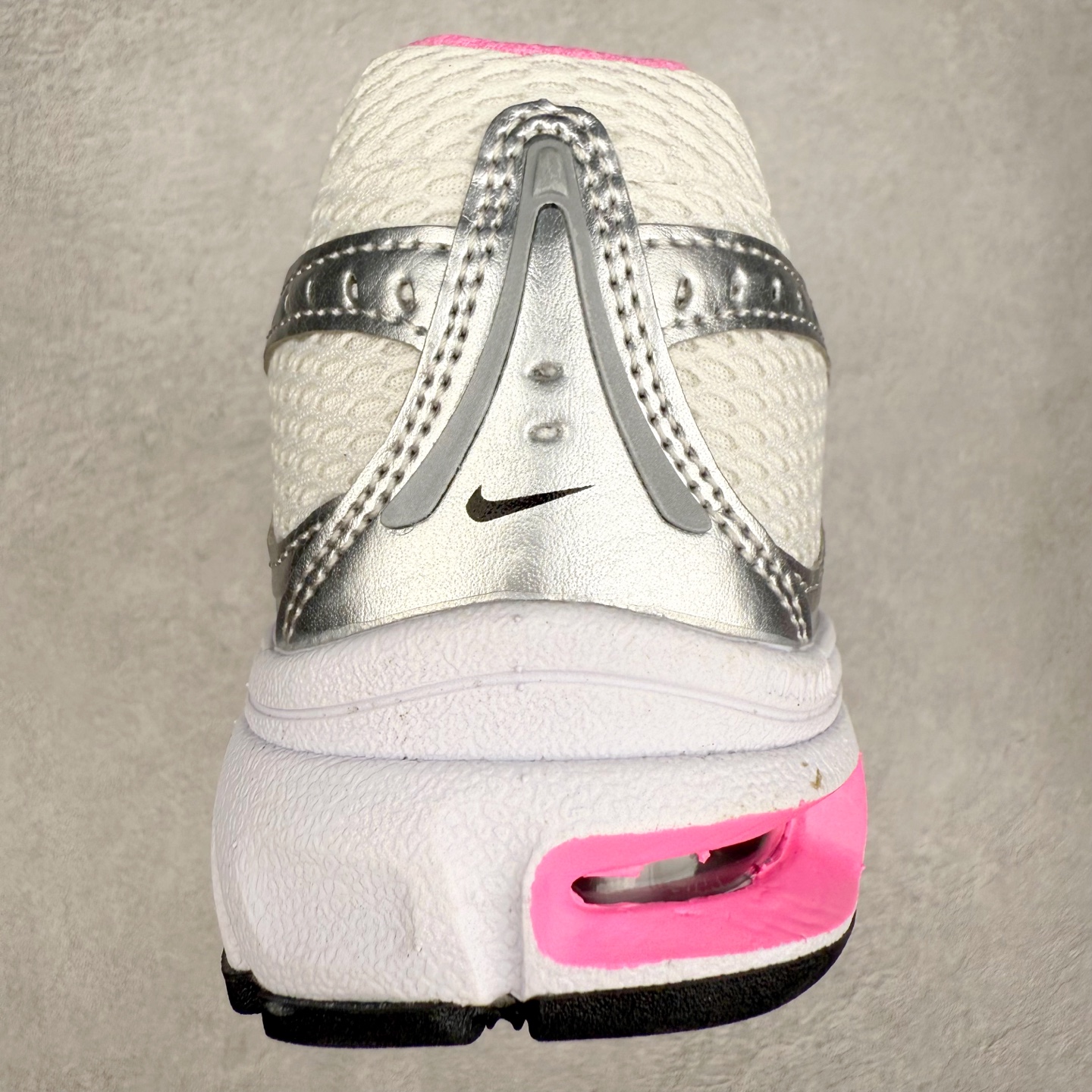 图片[8]-NK Air Max Moto 2K 舒适百搭耐磨 低帮跑步鞋 HQ2056-01 实拍调校N版已经零色差零失真 百分百还原实物色彩所见即所得 不存在货不对板色差等低级问题 选购参考实物拍摄 不混卖不参货 只用心做好货严格选品 承诺混一赔十 尺码：36 36.5 37.5 38 38.5 39 40 40.5 41 42 42.5 43 44 44.5 45-选品中心