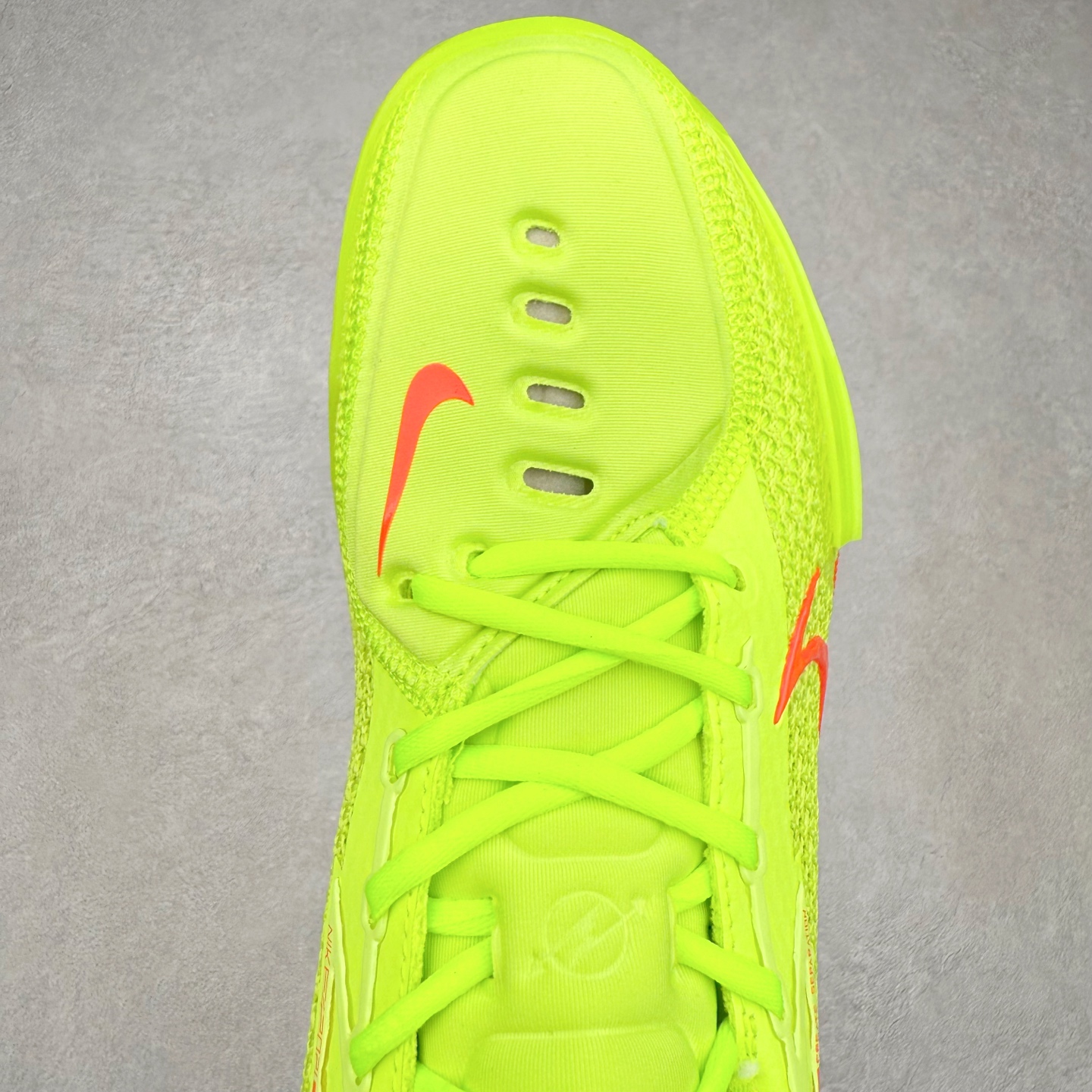 图片[4]-NK AIR ZOOM G.T. CUT 实战篮球鞋 IM2130-700 鞋身整体以多色拼接为主 全掌REACT+ZOOM STROBEL+后跟ZOOM 离地面更近的设计提供更快的反应速度 轻质双层网质鞋面 鞋面部分区域加强提供更好的控制力 低密度材料制成的鞋舌轻质舒适 后跟处分别配有“GT”字样和全新的鞋款系列Logo 男女鞋 尺码：36 36.5 37.5 38 38.5 39 40 40.5 41 42 42.5 43 44 44.5 45 46-选品中心