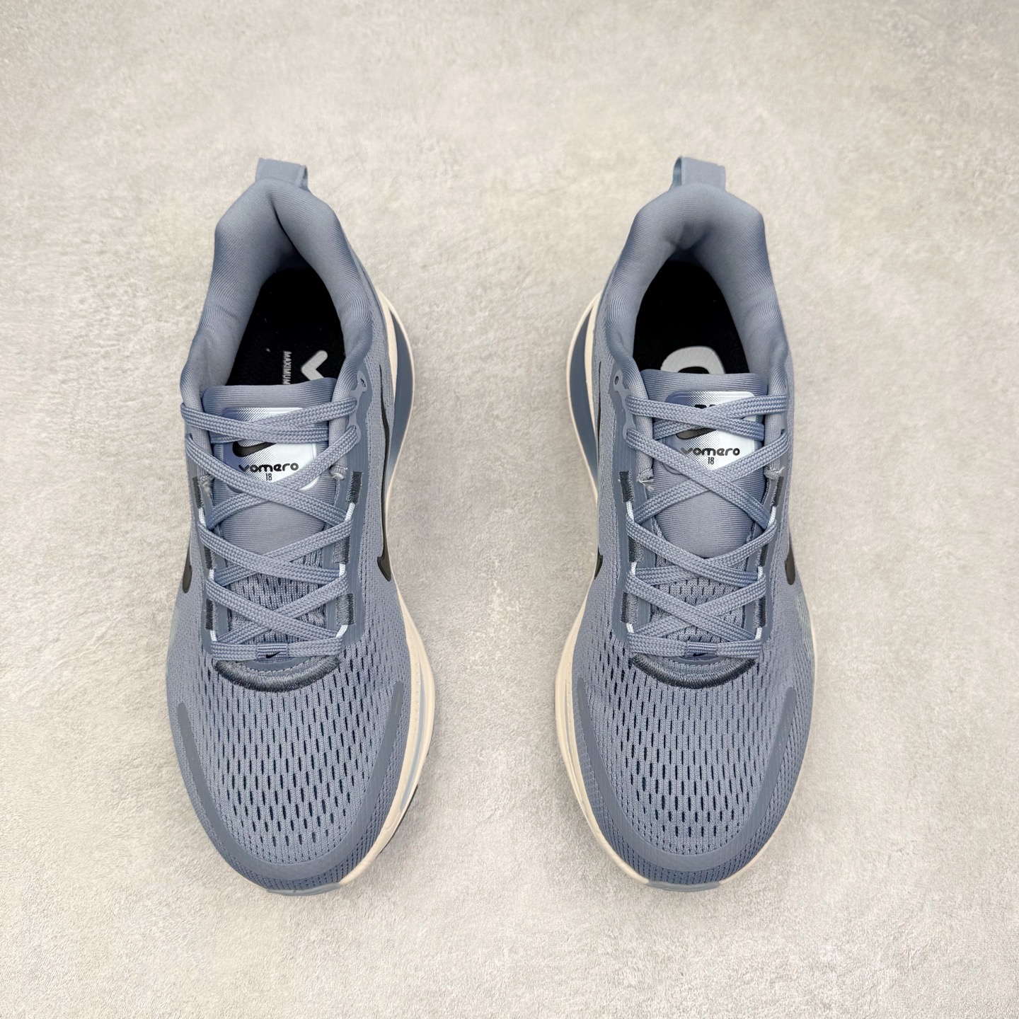 图片[2]-NK Vomero Plus 时尚舒适 网布防滑耐磨 低帮跑步鞋 HM6803-402 实拍调校N版已经零色差零失真 百分百还原实物色彩所见即所得 不存在货不对板色差等低级问题 选购参考实物拍摄 不混卖不参货 只用心做好货严格选品 承诺混一赔十 尺码：36 36.5 37.5 38 38.5 39 40 40.5 41 42 42.5 43 44 44.5 45-选品中心