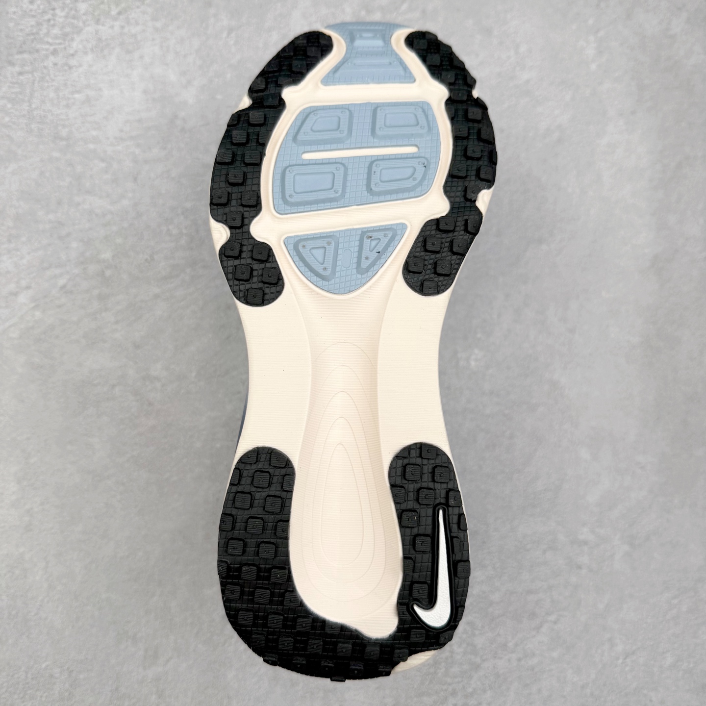 图片[9]-NK Vomero Plus 时尚舒适 网布防滑耐磨 低帮跑步鞋 HM6803-402 实拍调校N版已经零色差零失真 百分百还原实物色彩所见即所得 不存在货不对板色差等低级问题 选购参考实物拍摄 不混卖不参货 只用心做好货严格选品 承诺混一赔十 尺码：36 36.5 37.5 38 38.5 39 40 40.5 41 42 42.5 43 44 44.5 45-选品中心