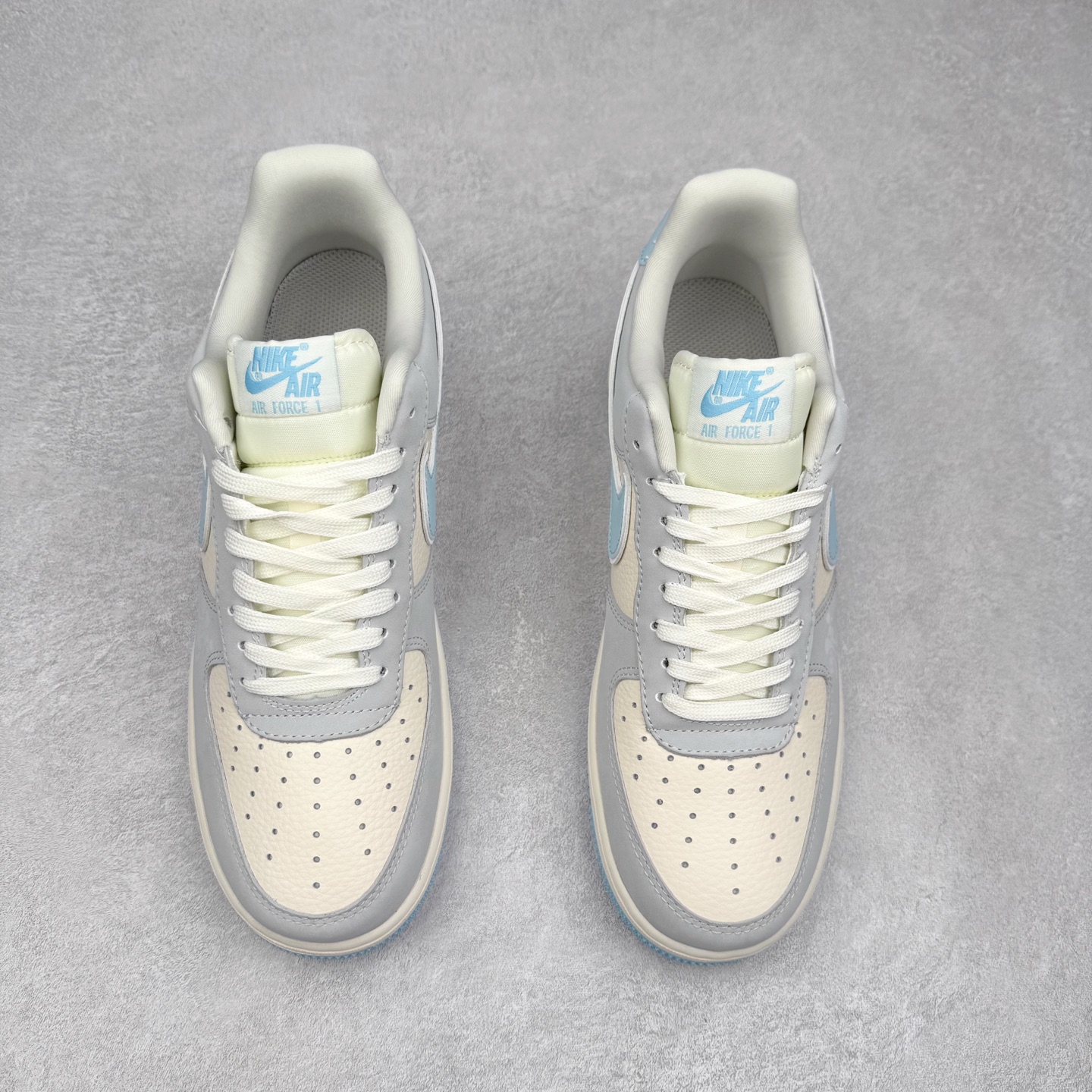 图片[2]-＃福利特价 NK Air Force 1´07 Low 空军一号低帮百搭休闲运动板鞋 柔软、弹性十足的缓震性能和出色的中底设计 横跨复古与现代的外型结合 造就出风靡全球 三十多年的Force 1 直到今天还深受青睐 实拍调校N版已经零色差零失真 百分百还原实物色彩所见即所得 不存在货不对板色差等低级问题 选购参考实物拍摄 不混卖不参货 只用心做好货严格选品 承诺混一赔十 尺码：36 36.5 37.5 38 38.5 39 40 40.5 41 42 42.5 43 44 44.5 45-选品中心