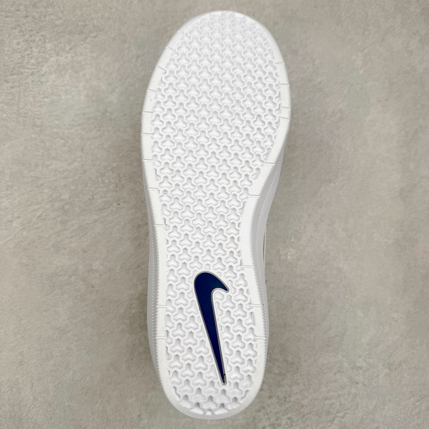 图片[9]-NK SB Force 58 空军58系列低帮休闲运动滑板板鞋 CZ2959-403 鞋面由帆布和麂皮拼接 层次感丰富 搭配硫化外底 耐磨耐穿 鞋舌及中底后跟处饰有SB Logo 表明鞋款身份 采用包边设计 经久耐穿 硫化结构则有效提升灵活性 穿上这款全新推出的创意力作 助你耀动街头 尺码：36 36.5 37.5 38 38.5 39 40 40.5 41 42 42.5 43 44 45-选品中心