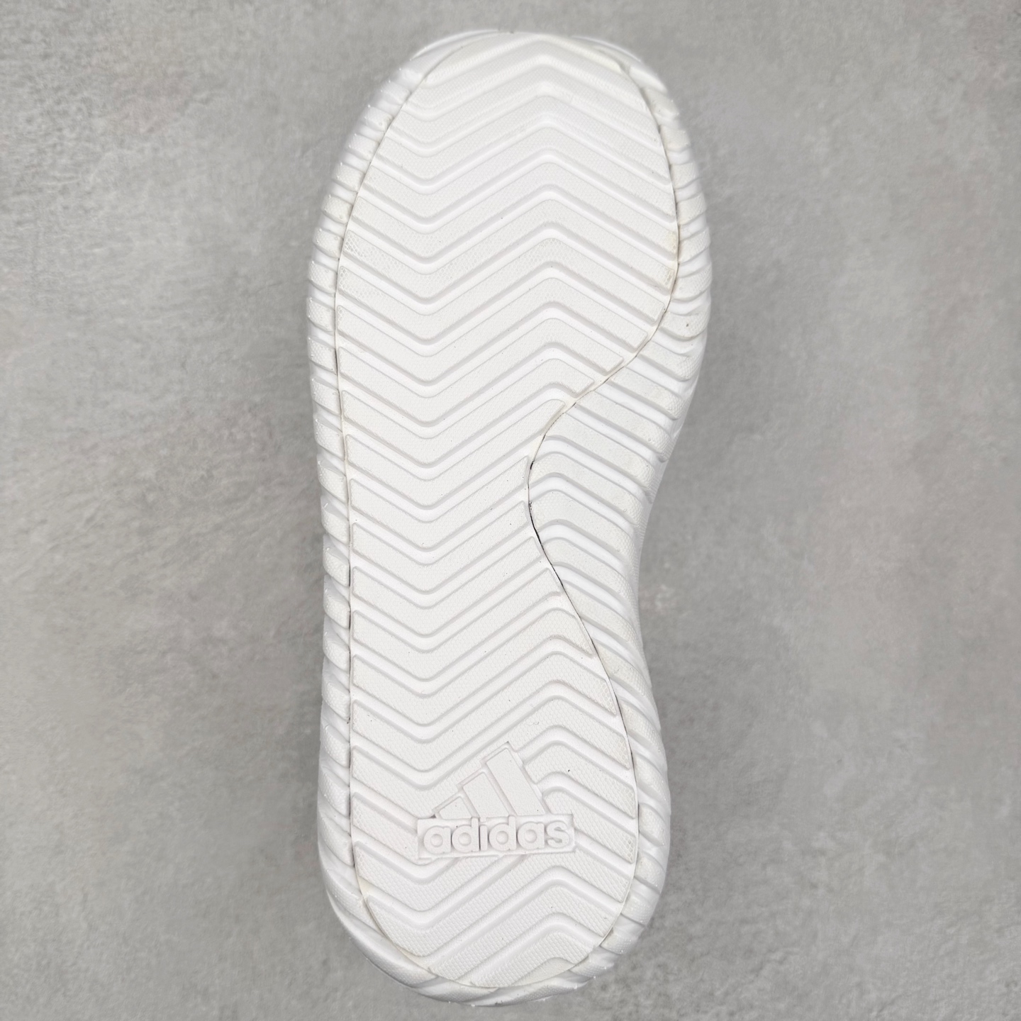 图片[9]-AD GRAND COURT PLATFORM 网球厚底运动小白鞋加厚中底的网球风经典运动鞋 穿上这款adidas经典运动鞋 感受网球运动的激情活力 实拍调校N版已经零色差零失真 百分百还原实物色彩所见即所得 不存在货不对板色差等低级问题 选购参考实物拍摄 不混卖不参货 只用心做好货严格选品 承诺混一赔十 尺码：36 36.5 37.5 38 38.5 39 40 40.5 41 42 42.5 43 44 44.5 45-选品中心