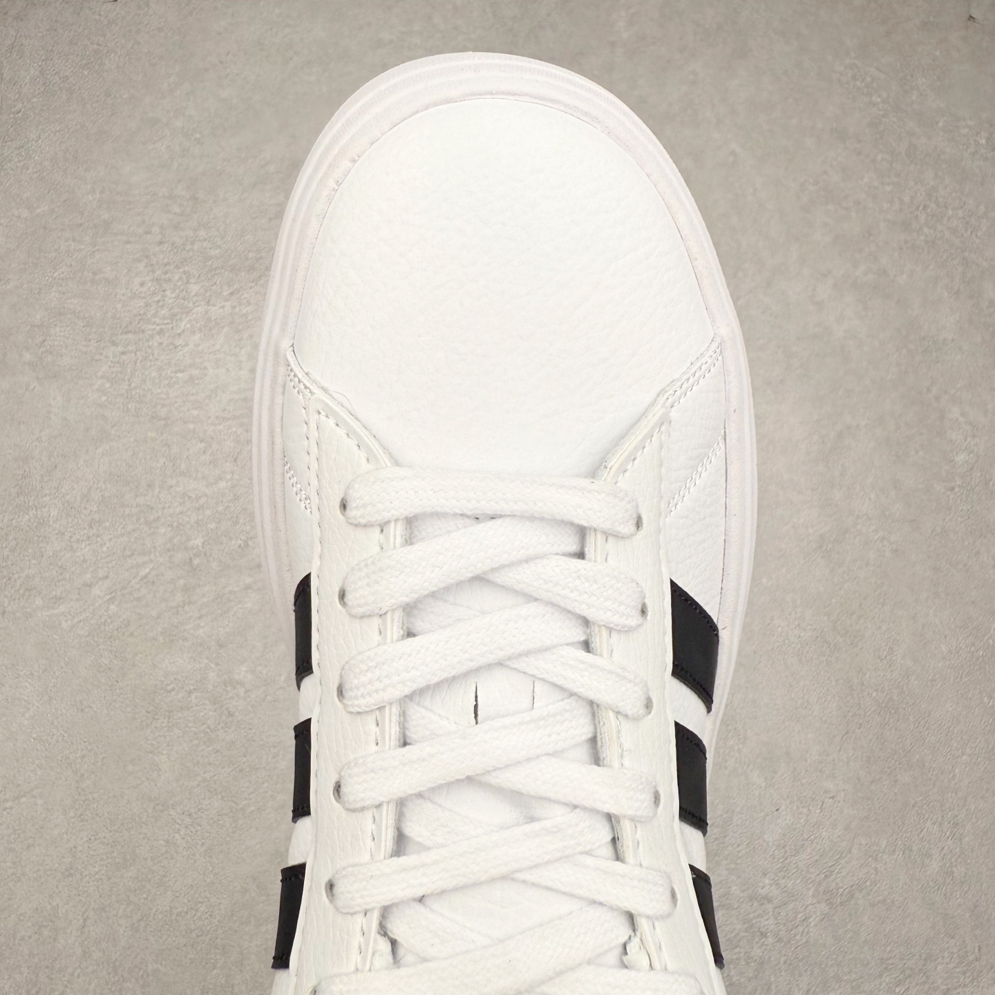 图片[4]-AD GRAND COURT PLATFORM 网球厚底运动小白鞋加厚中底的网球风经典运动鞋 穿上这款adidas经典运动鞋 感受网球运动的激情活力 实拍调校N版已经零色差零失真 百分百还原实物色彩所见即所得 不存在货不对板色差等低级问题 选购参考实物拍摄 不混卖不参货 只用心做好货严格选品 承诺混一赔十 尺码：36 36.5 37.5 38 38.5 39 40 40.5 41 42 42.5 43 44 44.5 45-选品中心