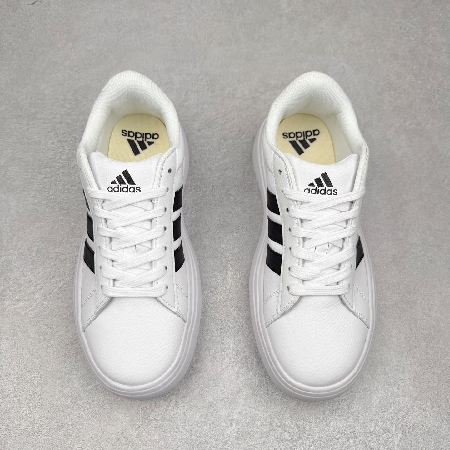 图片[2]-AD GRAND COURT PLATFORM 网球厚底运动小白鞋加厚中底的网球风经典运动鞋 穿上这款adidas经典运动鞋 感受网球运动的激情活力 实拍调校N版已经零色差零失真 百分百还原实物色彩所见即所得 不存在货不对板色差等低级问题 选购参考实物拍摄 不混卖不参货 只用心做好货严格选品 承诺混一赔十 尺码：36 36.5 37.5 38 38.5 39 40 40.5 41 42 42.5 43 44 44.5 45-选品中心