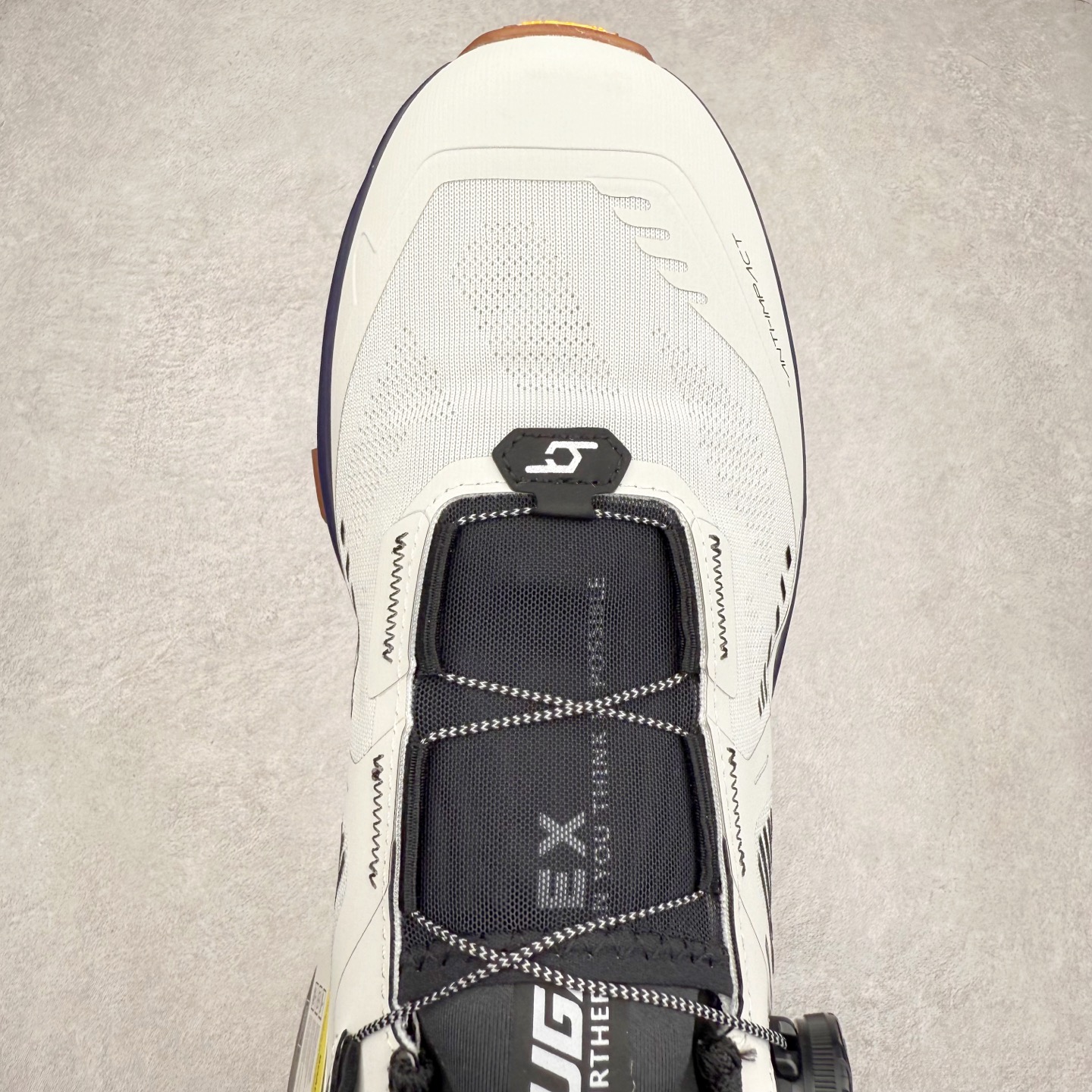 图片[4]-凯乐石 KAILAS FUGA EX3 BOA 25款舒适缓冲徒步 织物TPU减震防滑透气包裹性轻便低帮 超强抓地力越野跑步鞋 KAILAS凯乐石品牌是全球三大全系攀登品牌之一，于2003年创立于中国广州，致力于为有攀登梦想的户外运动员及爱好者，研发制造功能性专业装备，满足他们在极限环境下安全舒适的需求，凯乐石专注于科技面料的开发及专业功能设计，产品线覆盖登山、攀岩、徒步、越野跑山、露营、旅行等多项户外运动，通过运动员的测试反馈，不断进化迭代，产品荣获国内外大奖71座，发明专利21个，更突破性的自主研发攀登器械，打造出中国的攀登硬实力。实拍调校N版已经零色差零失真 百分百还原实物色彩所见即所得 不存在货不对板色差等低级问题 选购参考实物拍摄 不混卖不参货 只用心做好货严格选品 承诺混一赔十 尺码：36 36.5 37.5 38 38.5 39 40 40.5 41 42 42.5 43 44 44.5 45-选品中心