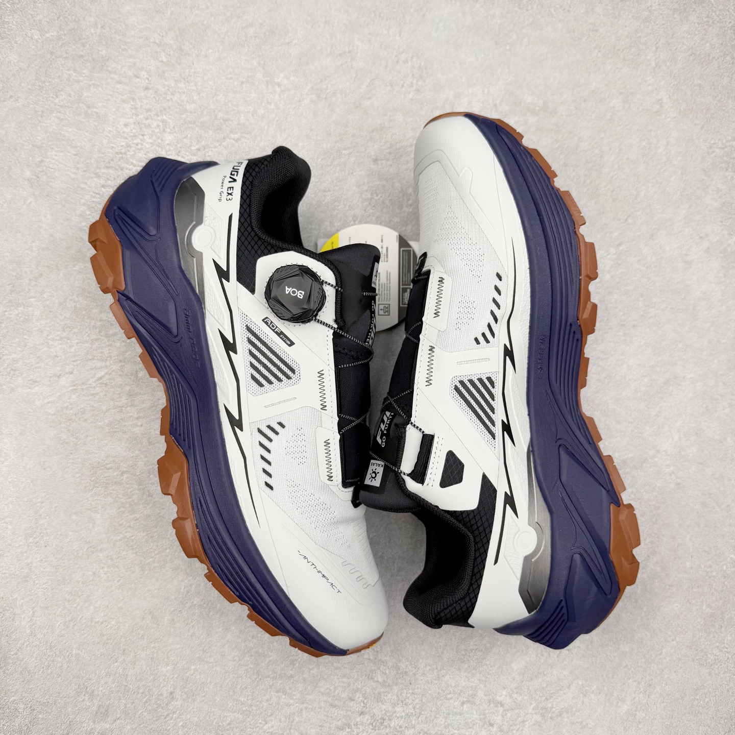 图片[3]-凯乐石 KAILAS FUGA EX3 BOA 25款舒适缓冲徒步 织物TPU减震防滑透气包裹性轻便低帮 超强抓地力越野跑步鞋 KAILAS凯乐石品牌是全球三大全系攀登品牌之一，于2003年创立于中国广州，致力于为有攀登梦想的户外运动员及爱好者，研发制造功能性专业装备，满足他们在极限环境下安全舒适的需求，凯乐石专注于科技面料的开发及专业功能设计，产品线覆盖登山、攀岩、徒步、越野跑山、露营、旅行等多项户外运动，通过运动员的测试反馈，不断进化迭代，产品荣获国内外大奖71座，发明专利21个，更突破性的自主研发攀登器械，打造出中国的攀登硬实力。实拍调校N版已经零色差零失真 百分百还原实物色彩所见即所得 不存在货不对板色差等低级问题 选购参考实物拍摄 不混卖不参货 只用心做好货严格选品 承诺混一赔十 尺码：36 36.5 37.5 38 38.5 39 40 40.5 41 42 42.5 43 44 44.5 45-选品中心