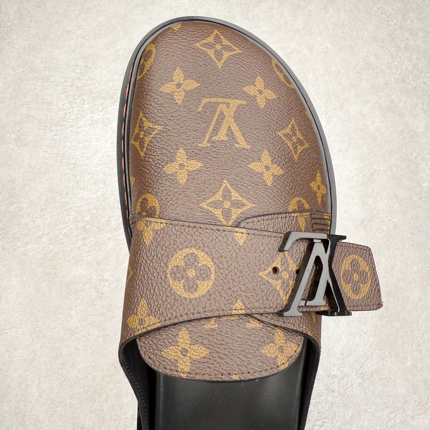 图片[4]-＃GD广顶 LOUIS VUITTON Easy lv 字母点缀 勃肯鞋包头拖鞋 棕色 尺码：38 39 40 41 42 43 44 45 46-选品中心