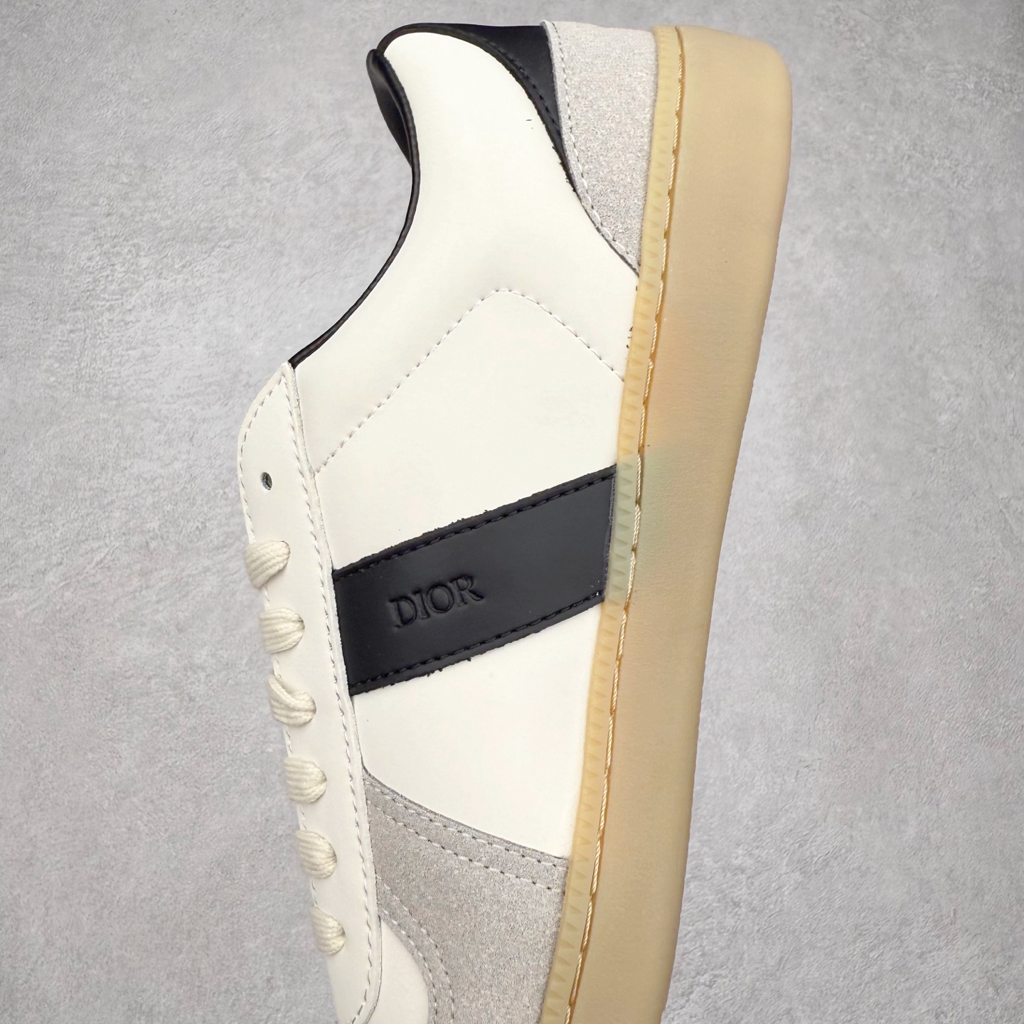 图片[7]-DIOR B01 迪奥牛皮革绒面圆头系带低帮板鞋 实拍调校N版已经零色差零失真 百分百还原实物色彩所见即所得 不存在货不对板色差等低级问题 选购参考实物拍摄 不混卖不参货 只用心做好货严格选品 承诺混一赔十 尺码：36 36.5 37.5 38 38.5 39 40 40.5 41 42 42.5 43 44 44.5 45-选品中心