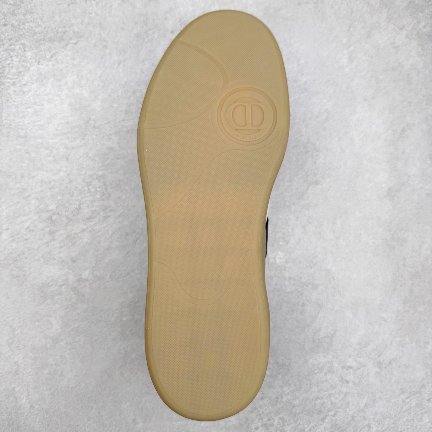 图片[9]-DIOR B01 迪奥牛皮革绒面圆头系带低帮板鞋 实拍调校N版已经零色差零失真 百分百还原实物色彩所见即所得 不存在货不对板色差等低级问题 选购参考实物拍摄 不混卖不参货 只用心做好货严格选品 承诺混一赔十 尺码：36 36.5 37.5 38 38.5 39 40 40.5 41 42 42.5 43 44 44.5 45-选品中心