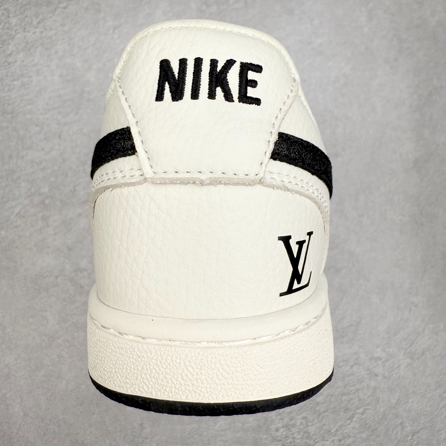 图片[8]-＃福利特价 NK Court Vision 1 Low低帮板鞋运动鞋休闲鞋 折边针车 工艺难度大 原楦头原纸板 原装鞋盒 定制五金配件 内置全掌气垫 原厂鞋底 尺码：36 36.5 37.5 38 38.5 39 40 40.5 41 42 42.5 43 44 44.5 45-选品中心