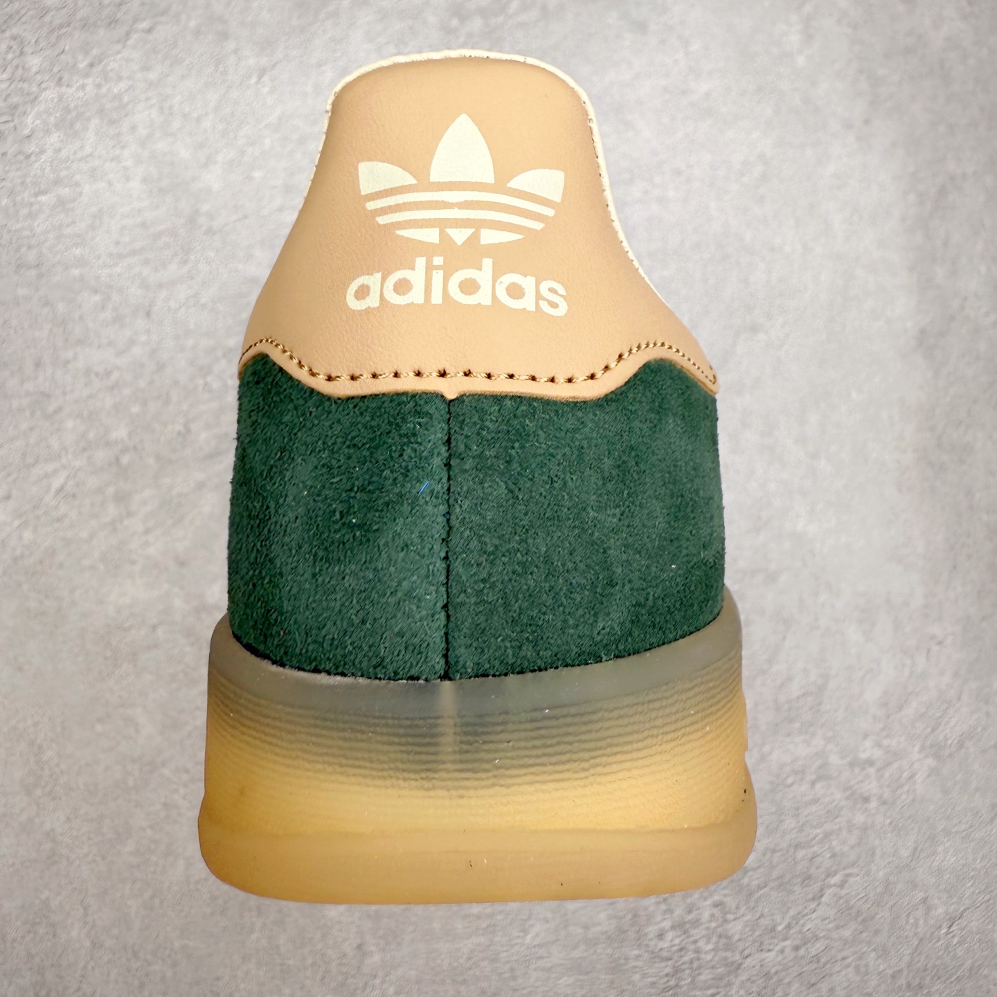 图片[8]-AD Gazelle Indoor Trainers 羚羊内训系列低帮复古百搭休闲运动德训风板鞋 JH5402 90年代经典的复刻版！自60年代以足球训练鞋面世以来,Gazelle就以其经典设计席卷全球。1991年版本的复刻,再造经典Gazelle。采用皮革打造,搭配浊色细节,让这款经典更加简约。尺码：36 36⅔ 37⅓ 38 38⅔ 39⅓ 40 40⅔ 41⅓ 42 42⅔ 43⅓ 44⅓ 44⅔ 45-选品中心