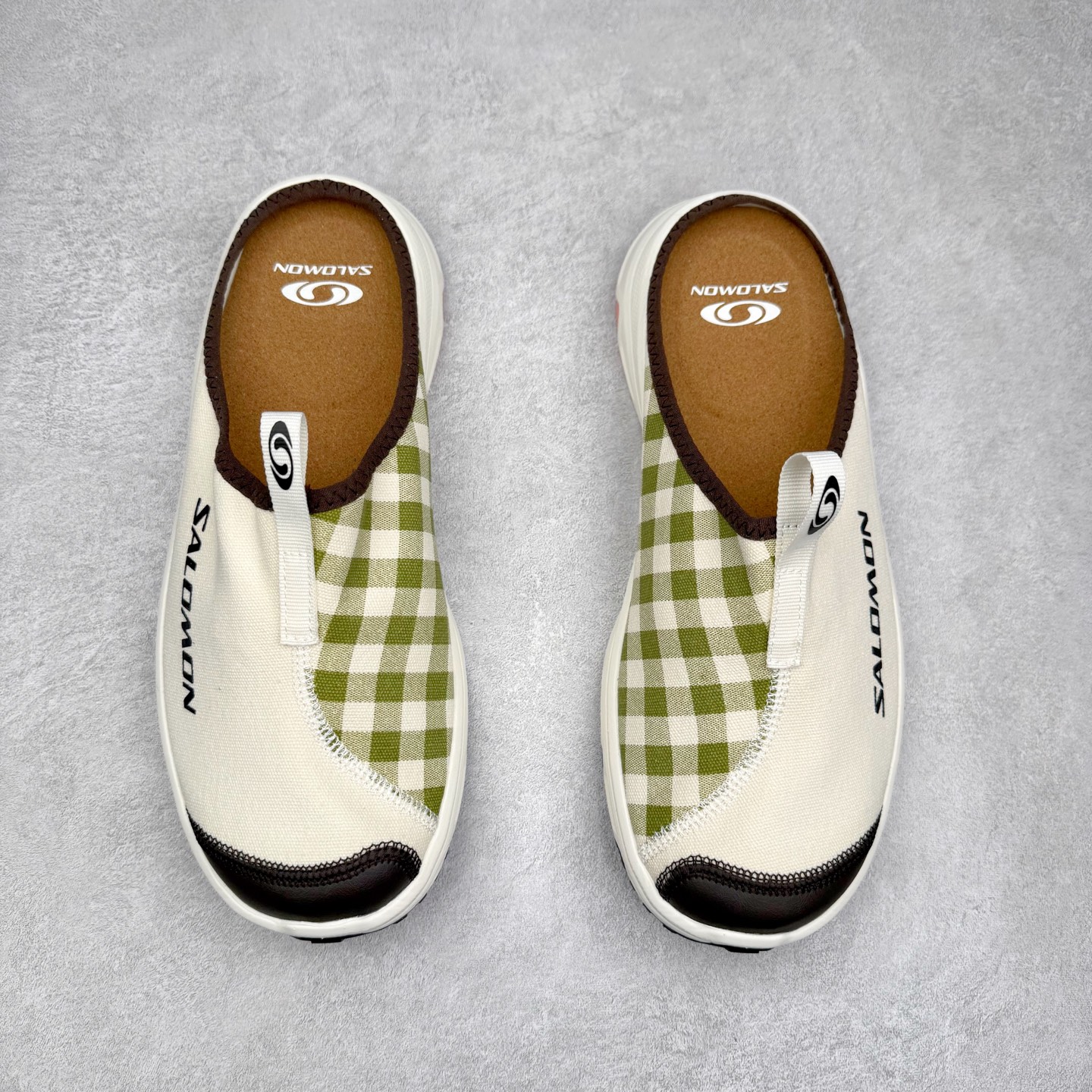 图片[2]-＃GX SALOMON萨洛蒙 RX Slide 3.0 CANVAS 舒适柔软 防滑包头拖鞋 男女同款 SALOMON诞生于1947年的法国阿尔卑斯山区，全球知名的户外运动品牌。一直致力于推动滑雪、越野跑等山地运动的发展及产品的进步。其产品设计致力于追求创新和发掘产品的性能极限，帮助喜欢自由的人在山地间不断挑战自我。实拍调校N版已经零色差零失真 百分百还原实物色彩所见即所得 不存在货不对板色差等低级问题 选购参考实物拍摄 不混卖不参货 只用心做好货严格选品 承诺混一赔十 尺码：36 36.5 37.5 38 38.5 39 40 40.5 41 42 42.5 43 44 44.5 45-选品中心