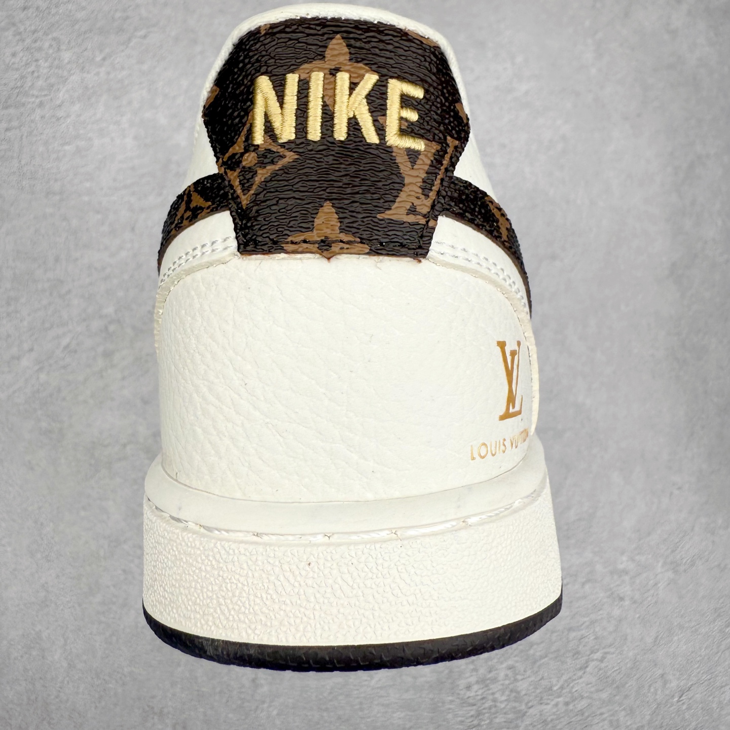 图片[8]-＃福利特价 NK Court Vision 1 Low低帮板鞋运动鞋休闲鞋 折边针车 工艺难度大 原楦头原纸板 原装鞋盒 定制五金配件 内置全掌气垫 原厂鞋底 尺码：36 36.5 37.5 38 38.5 39 40 40.5 41 42 42.5 43 44 44.5 45-选品中心