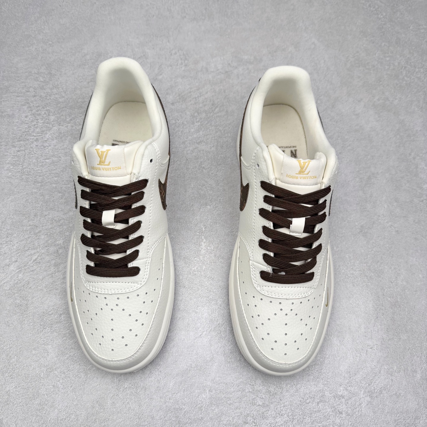 图片[2]-＃福利特价 NK Court Vision 1 Low低帮板鞋运动鞋休闲鞋 折边针车 工艺难度大 原楦头原纸板 原装鞋盒 定制五金配件 内置全掌气垫 原厂鞋底 尺码：36 36.5 37.5 38 38.5 39 40 40.5 41 42 42.5 43 44 44.5 45-选品中心