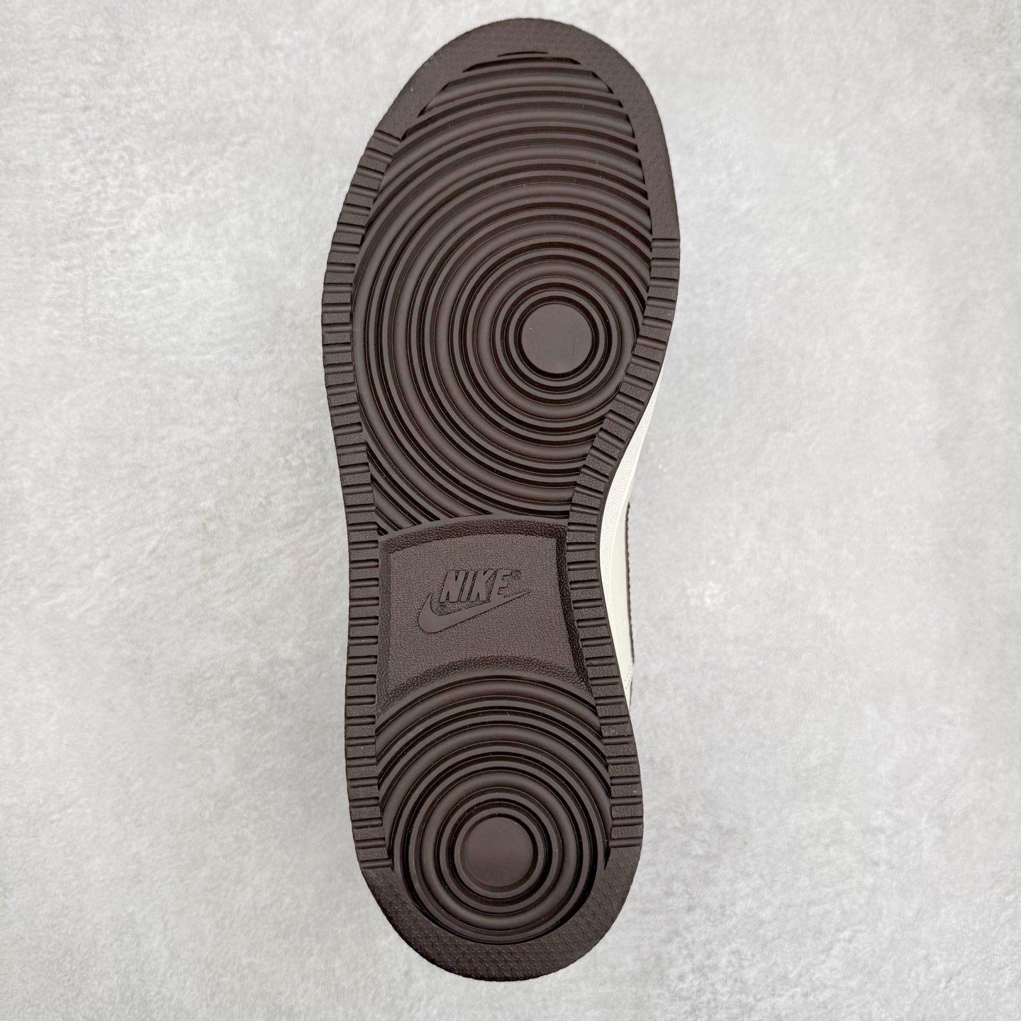 图片[9]-＃福利特价 NK Court Vision 1 Low低帮板鞋运动鞋休闲鞋 折边针车 工艺难度大 原楦头原纸板 原装鞋盒 定制五金配件 内置全掌气垫 原厂鞋底 尺码：36 36.5 37.5 38 38.5 39 40 40.5 41 42 42.5 43 44 44.5 45-选品中心