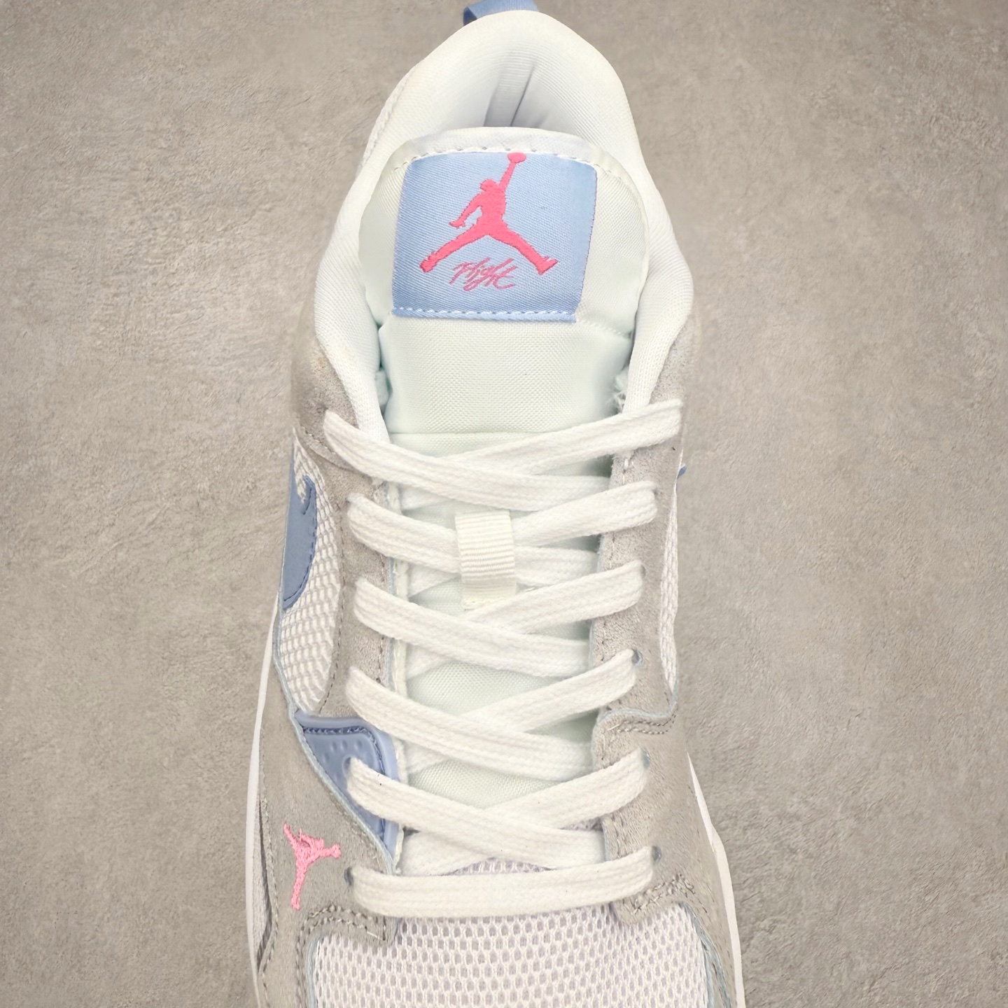 图片[5]-Jordan CMFT Era 时尚舒适 耐磨 低帮 复古篮球鞋 实拍调校N版已经零色差零失真 百分百还原实物色彩所见即所得 不存在货不对板色差等低级问题 选购参考实物拍摄 不混卖不参货 只用心做好货严格选品 承诺混一赔十 尺码：36 36.5 37.5 38 38.5 39 40 40.5 41 42 42.5 43 44 44.5 45 46-选品中心