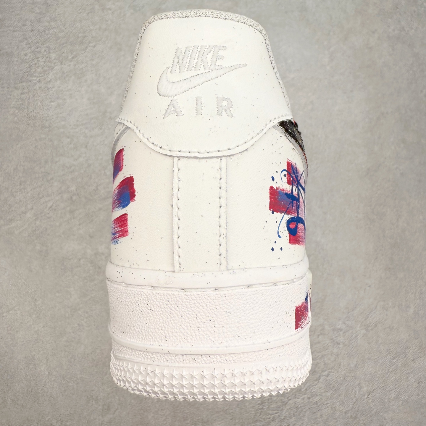 图片[8]-NK Air Force 1´07 Low 空军一号低帮百搭休闲运动板鞋 星座521-621 柔软、弹性十足的缓震性能和出色的中底设计 横跨复古与现代的外型结合 造就出风靡全球 三十多年的Force 1 直到今天还深受青睐 实拍调校N版已经零色差零失真 百分百还原实物色彩所见即所得 不存在货不对板色差等低级问题 选购参考实物拍摄 不混卖不参货 只用心做好货严格选品 承诺混一赔十 尺码：36 36.5 37.5 38 38.5 39 40 40.5 41 42 42.5 43 44 44.5 45-选品中心