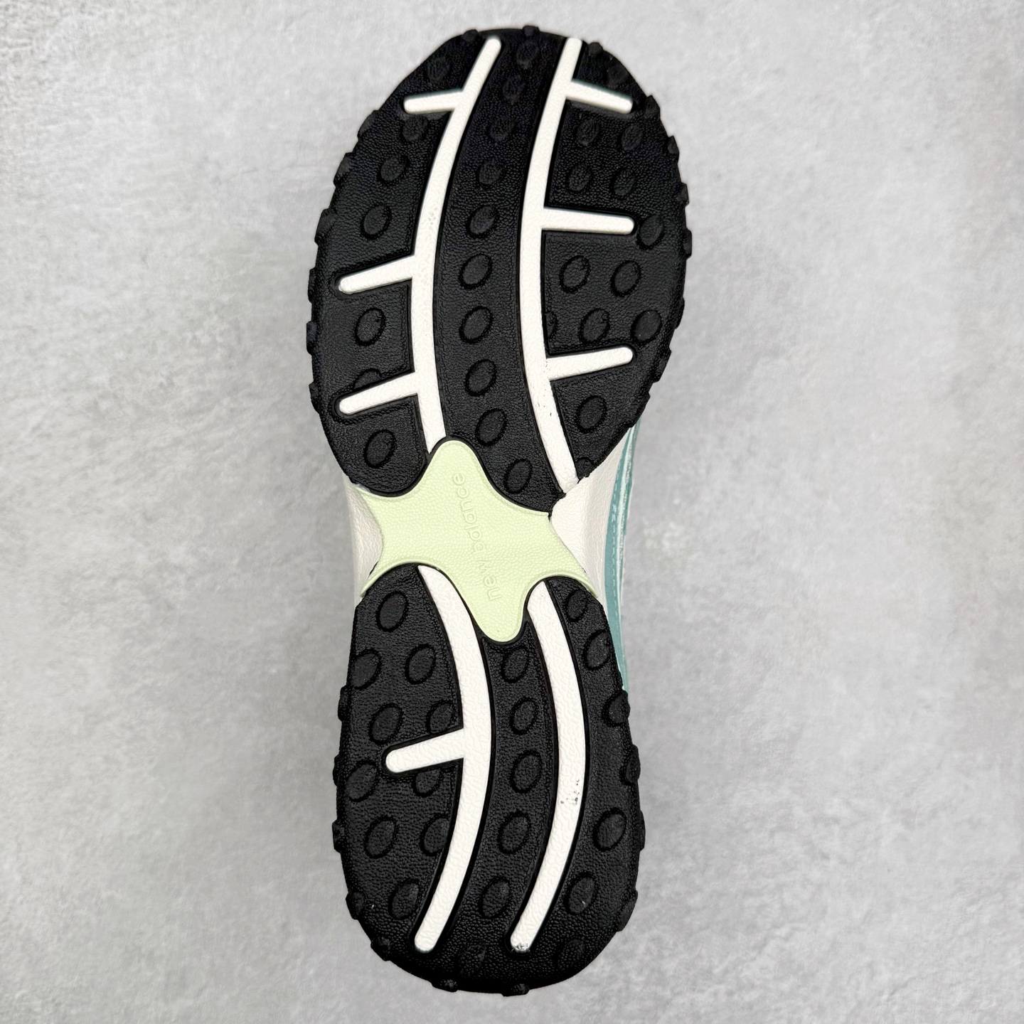 图片[9]-New Balance NB204L 舒适百搭耐磨轻便低帮 生活休闲鞋 男女同款 尺码：36 37 37.5 38 38.5 39.5 40 40.5 41.5 42 42.5 43 44 45-选品中心