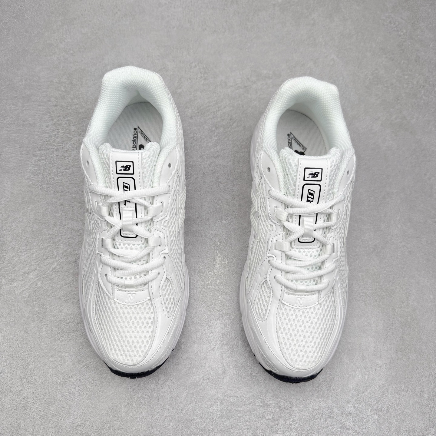 图片[2]-＃DT纯原 New Balance MR740 NB新百伦系列复古老爹风休闲运动慢跑鞋 采用轻质牛剖革拼接透气网眼衬垫织物鞋面材质 T-Beam大底提供足步弓支撑 保持步态稳定#后跟搭载外露缓震胶 鞋身整体以各种深浅不一的灰色覆盖 鞋头以淡蓝色调装饰，网眼衬垫通过不规律的色块实现做旧的美感 泛黄的鞋底更是进一步增添了复古气息 尺码：36 37 37.5 38 38.5 39.5 40 40.5 41.5 42 42.5 43 44 44.5 45-选品中心