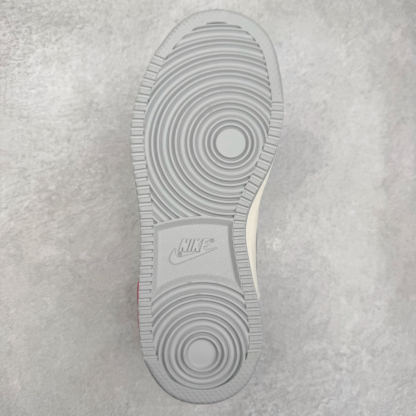 图片[9]-＃福利特价 NK Court Vision 1 Low低帮板鞋运动鞋休闲鞋 折边针车 工艺难度大 原楦头原纸板 原装鞋盒 定制五金配件 内置全掌气垫 原厂鞋底 尺码：36 36.5 37.5 38 38.5 39 40 40.5 41 42 42.5 43 44 44.5 45-选品中心