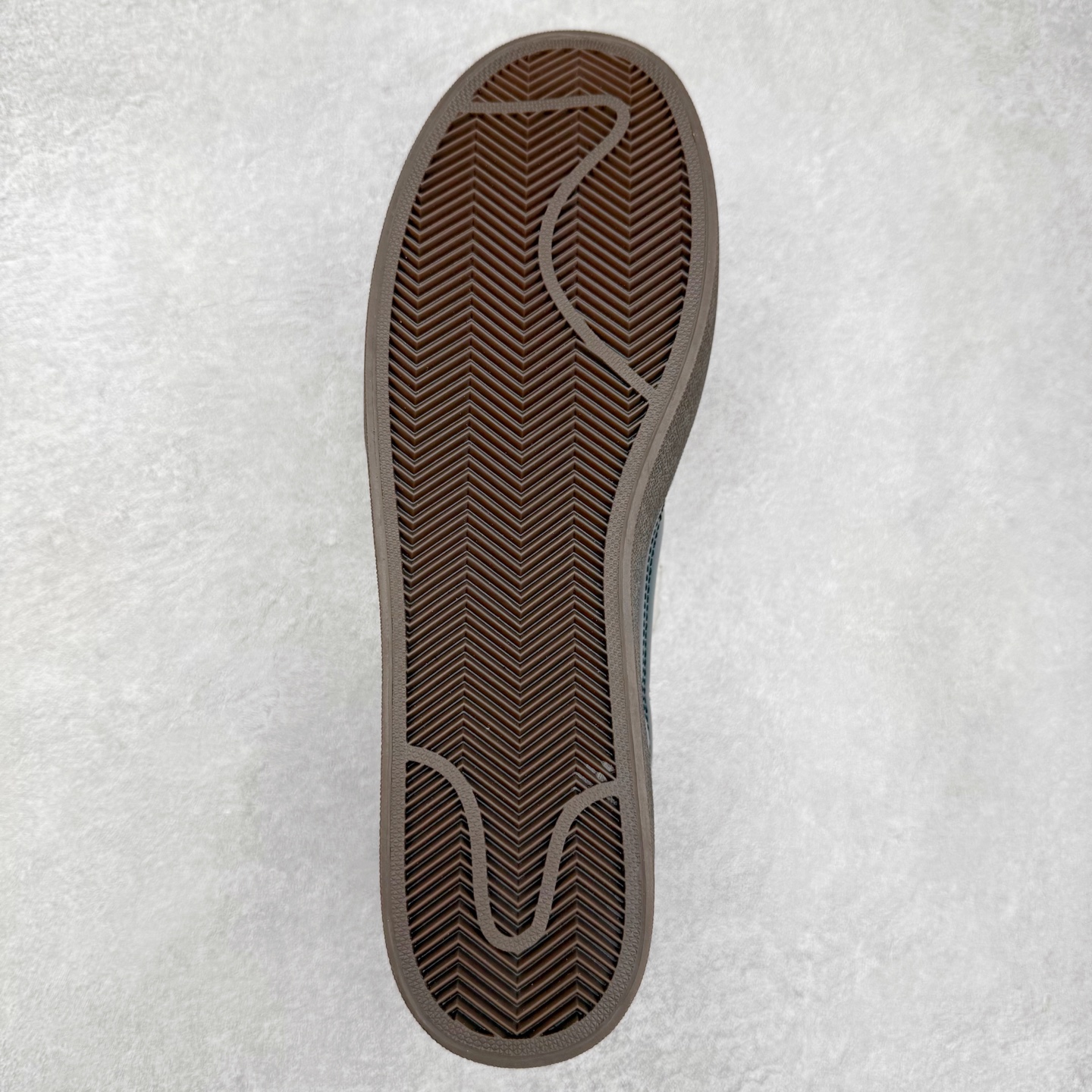 图片[9]-J.Crew x NK Killshot II Leather 联名复古板鞋 IM4842-099 采用米白色皮革制作鞋身 Swoosh 点缀其中 最后搭载棕色生胶大底 流露出满满的复古气气息 尺码：36 36.5 37.5 38 38.5 39 40 40.5 41 42 42.5 43 44 44.5 45-选品中心