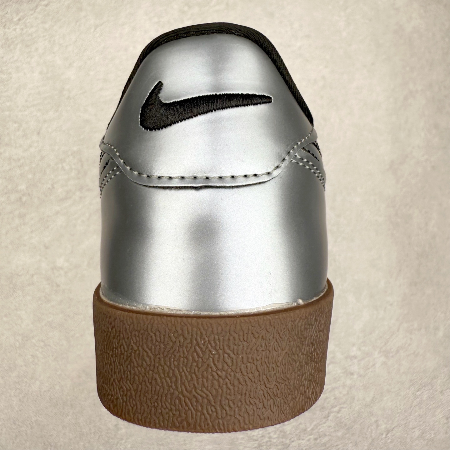 图片[8]-J.Crew x NK Killshot II Leather 联名复古板鞋 IM4842-099 采用米白色皮革制作鞋身 Swoosh 点缀其中 最后搭载棕色生胶大底 流露出满满的复古气气息 尺码：36 36.5 37.5 38 38.5 39 40 40.5 41 42 42.5 43 44 44.5 45-选品中心