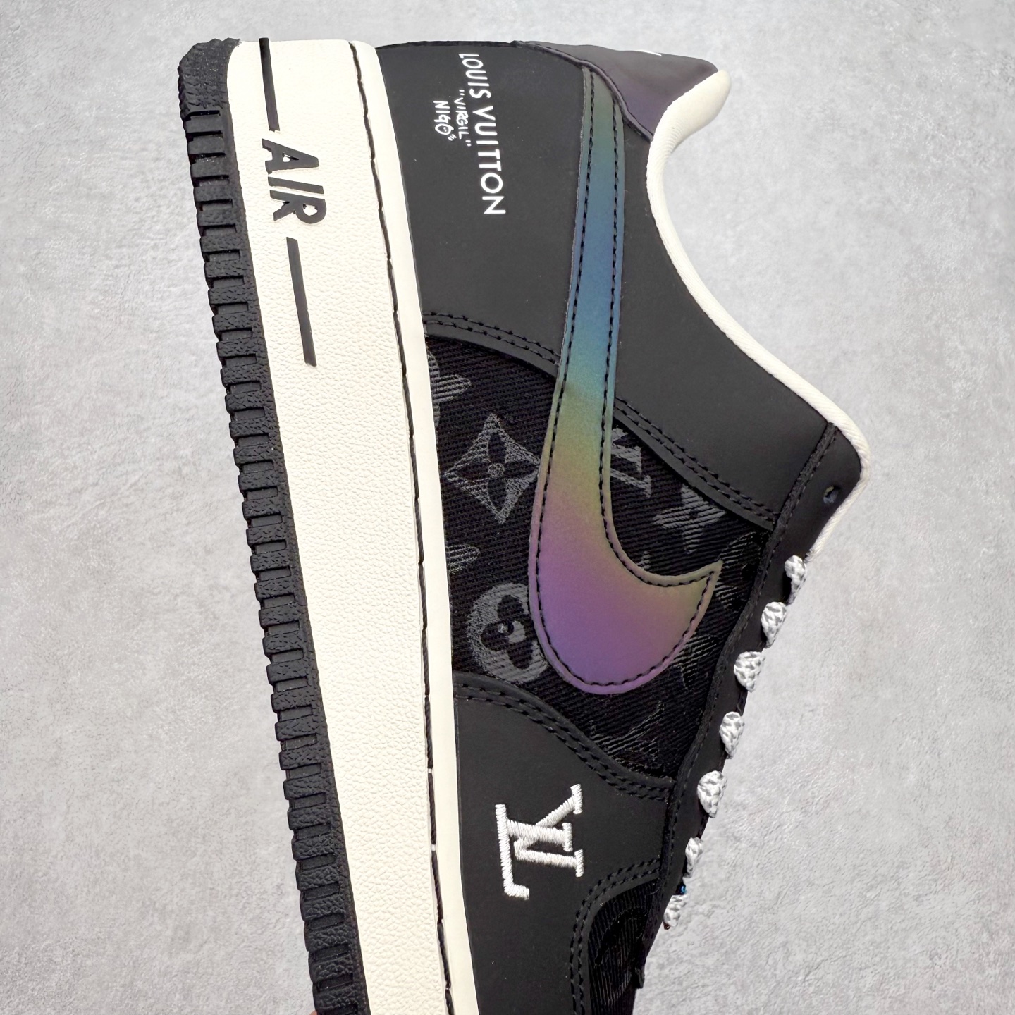 图片[6]-NK Air Force 1´07 Low 空军一号低帮百搭休闲运动板鞋 SC0601-573 柔软、弹性十足的缓震性能和出色的中底设计 横跨复古与现代的外型结合 造就出风靡全球 三十多年的Force 1 直到今天还深受青睐 实拍调校N版已经零色差零失真 百分百还原实物色彩所见即所得 不存在货不对板色差等低级问题 选购参考实物拍摄 不混卖不参货 只用心做好货严格选品 承诺混一赔十 尺码：36 36.5 37.5 38 38.5 39 40 40.5 41 42 42.5 43 44 44.5 45-选品中心