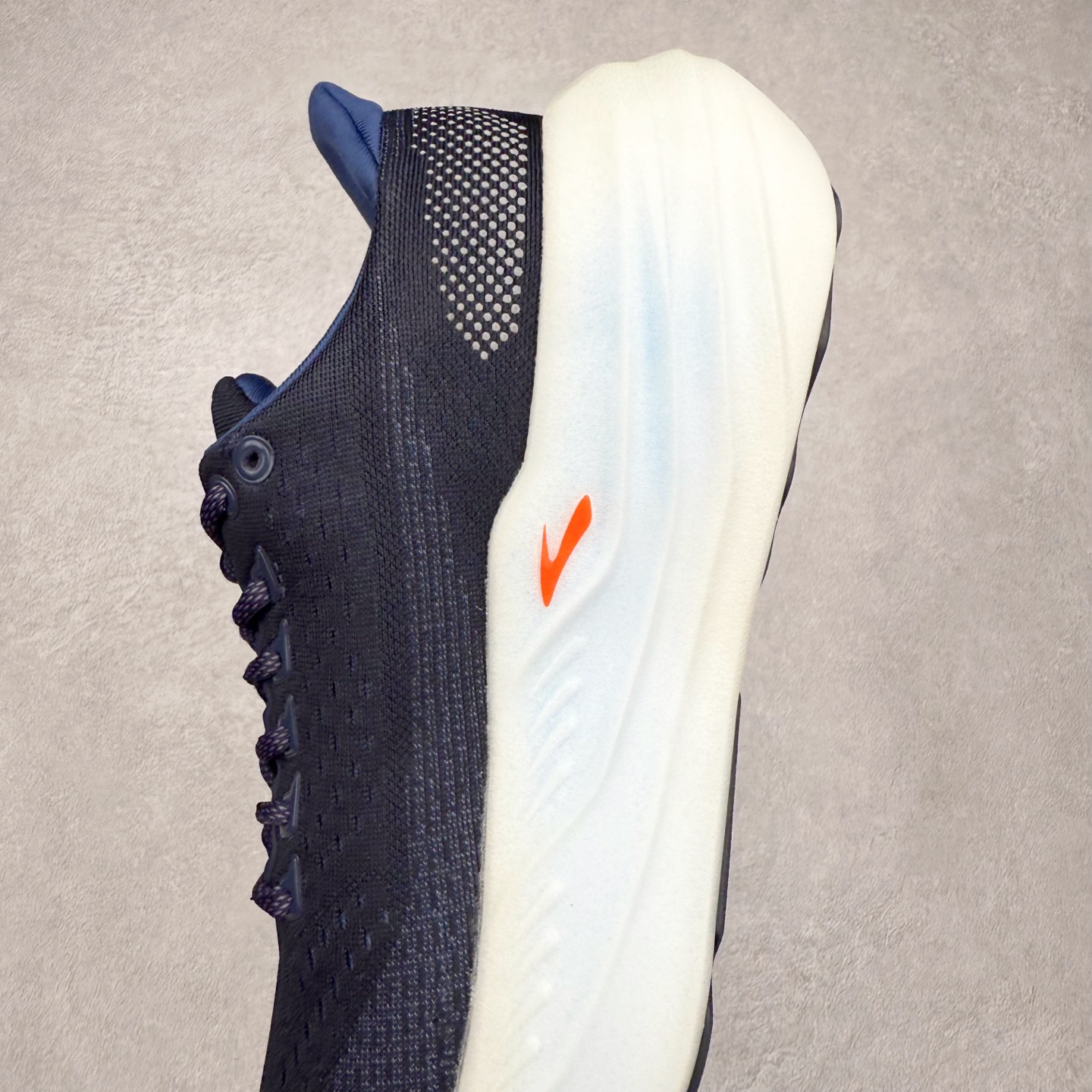 图片[7]-Brooks布鲁克斯 Glycerin max 舒适简约防滑耐磨 低帮跑步鞋 实拍调校N版已经零色差零失真 百分百还原实物色彩所见即所得 不存在货不对板色差等低级问题 选购参考实物拍摄 不混卖不参货 只用心做好货严格选品 承诺混一赔十 尺码：36 36.5 37.5 38 38.5 39 40 40.5 41 42 42.5 43 44 44.5 45-选品中心