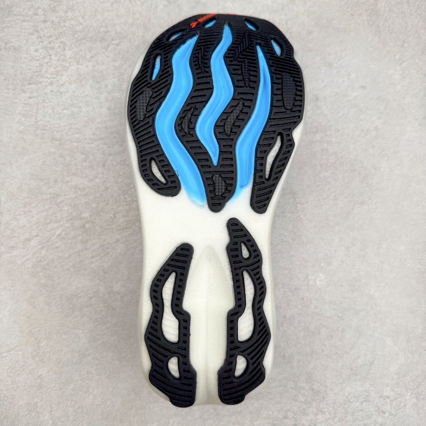 图片[9]-Brooks布鲁克斯 Glycerin max 舒适简约防滑耐磨 低帮跑步鞋 实拍调校N版已经零色差零失真 百分百还原实物色彩所见即所得 不存在货不对板色差等低级问题 选购参考实物拍摄 不混卖不参货 只用心做好货严格选品 承诺混一赔十 尺码：36 36.5 37.5 38 38.5 39 40 40.5 41 42 42.5 43 44 44.5 45-选品中心