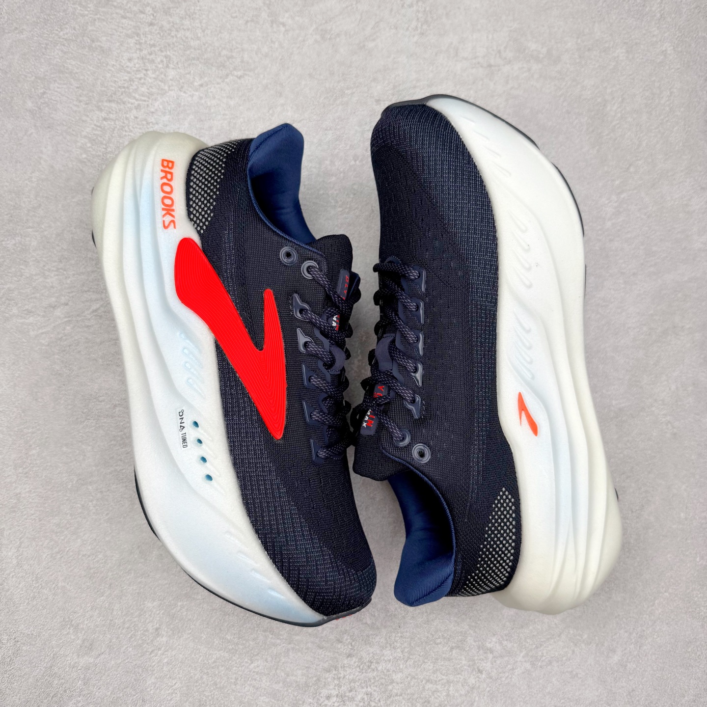 图片[3]-Brooks布鲁克斯 Glycerin max 舒适简约防滑耐磨 低帮跑步鞋 实拍调校N版已经零色差零失真 百分百还原实物色彩所见即所得 不存在货不对板色差等低级问题 选购参考实物拍摄 不混卖不参货 只用心做好货严格选品 承诺混一赔十 尺码：36 36.5 37.5 38 38.5 39 40 40.5 41 42 42.5 43 44 44.5 45-选品中心