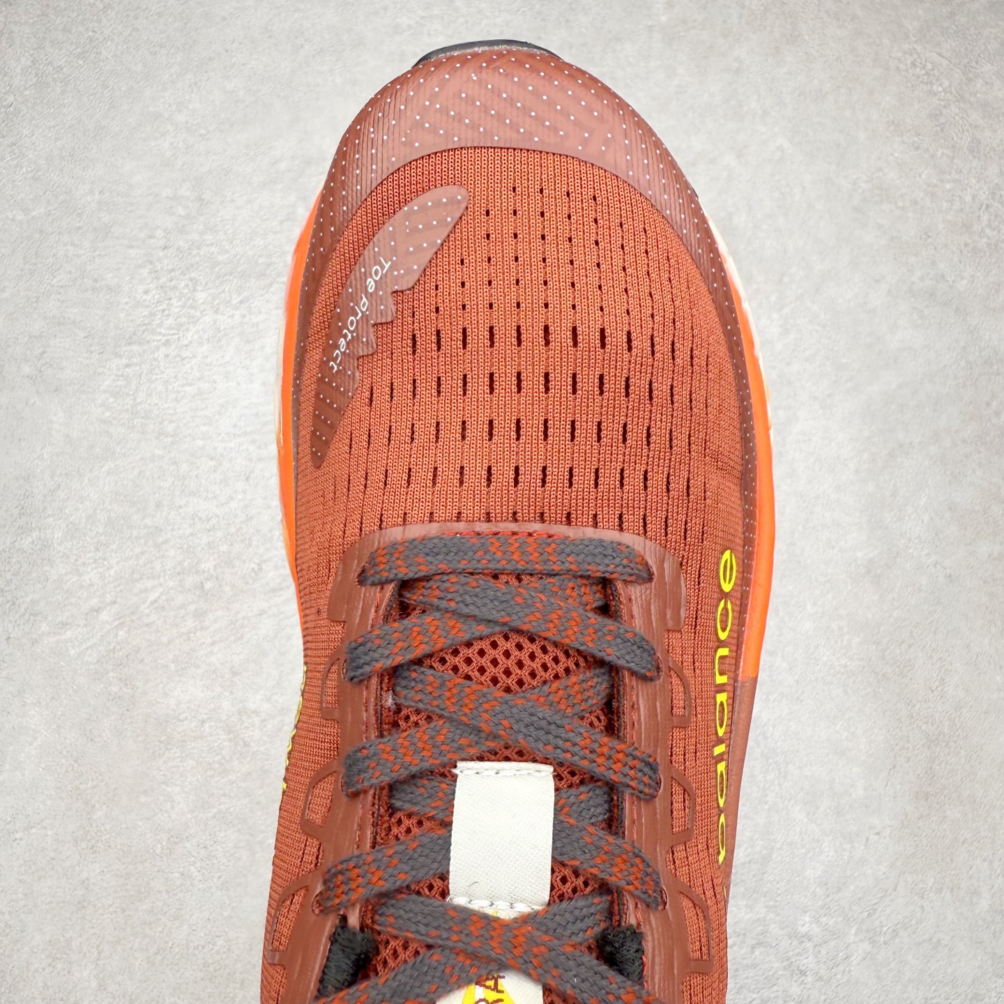 图片[4]-New Balance Fresh Foam X Trail More v3 新百伦NB莫尔V3系列低帮轻量化厚底户外越野休闲运动慢跑鞋 MTMORNGR 无论是越野训练跑还是享受自然美景 New Balance Fresh Foam X Trail More v3 都能确保双脚凉爽舒适 获得缓震支撑 这款越野跑鞋採用透气的合成/网眼鞋面 加上双层 Fresh Foam X 中底实现绝佳舒适著感 搭载鞋头防护科技与 All Terrain 系列最厚鞋底 可防止碎石跑入鞋内 让你尽情探索不受限 尺码：36 37 37.5 38 38.5 39.5 40 40.5 41.5 42 42.5 43 44 44.5 45-选品中心